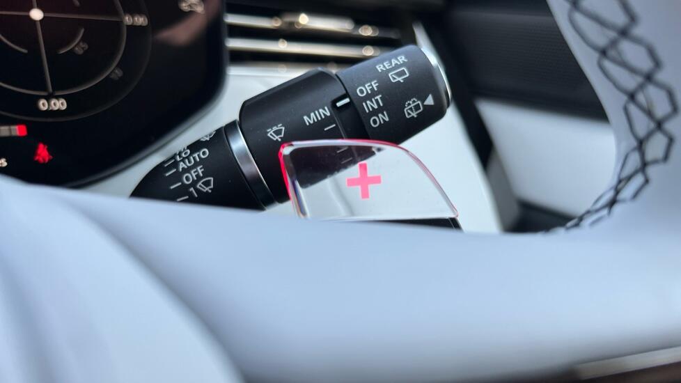 Land Rover Range Rover Sport view 34