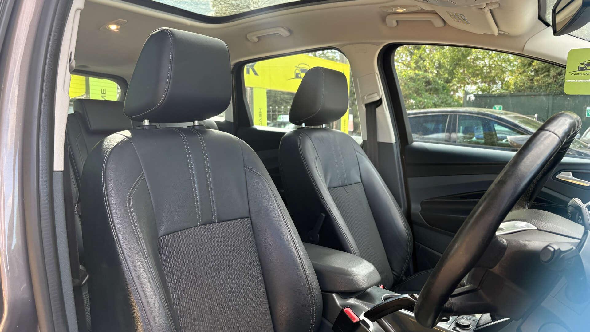 Ford C-Max view 8