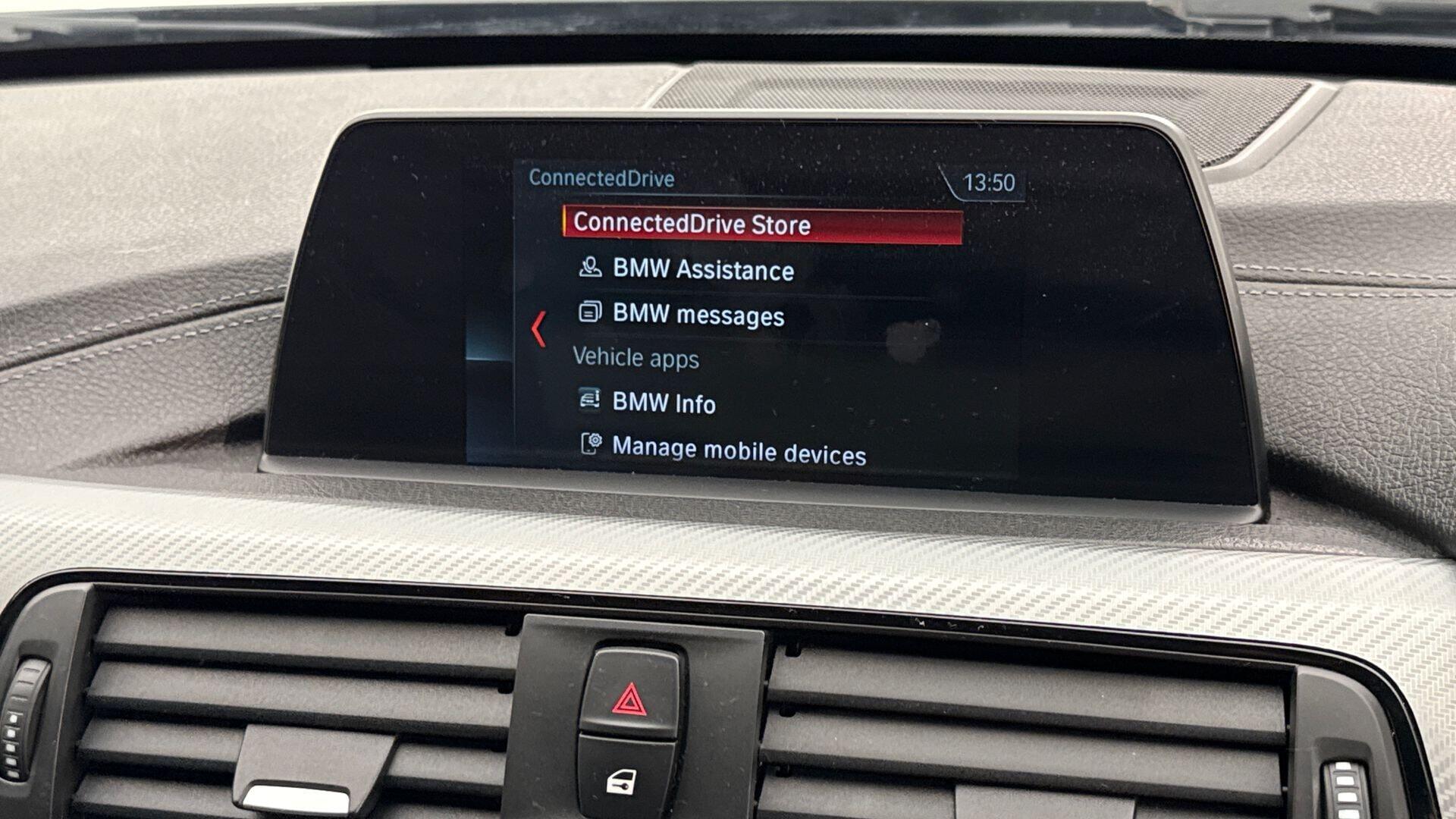 BMW 3 Series view 27