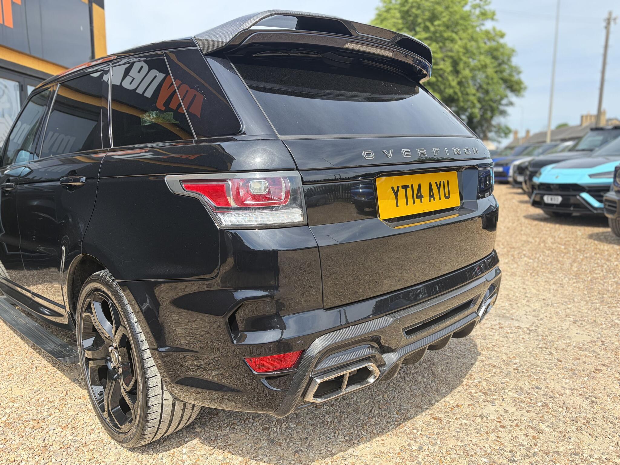 Land Rover Range Rover Sport view 9