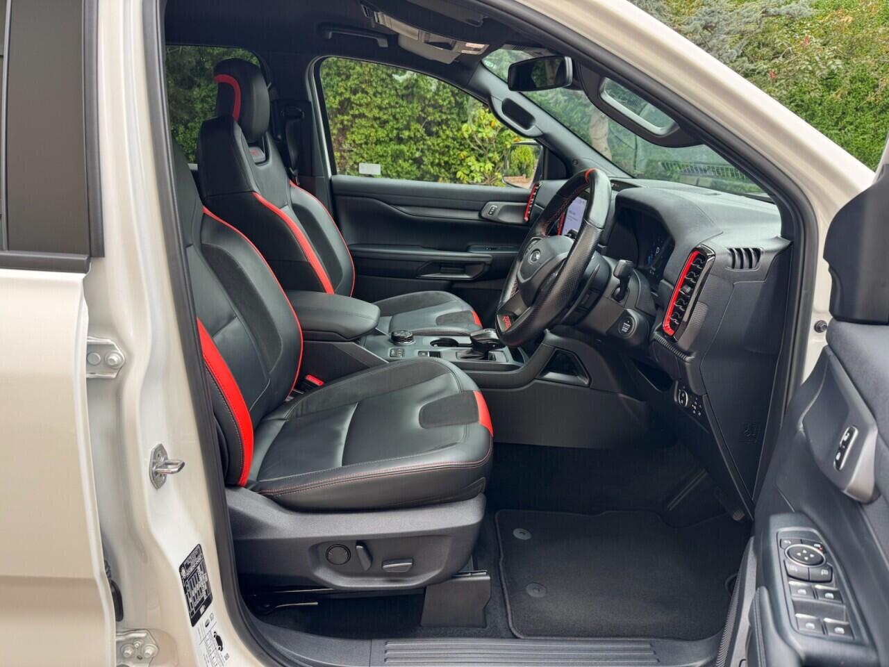 Ford Ranger view 18