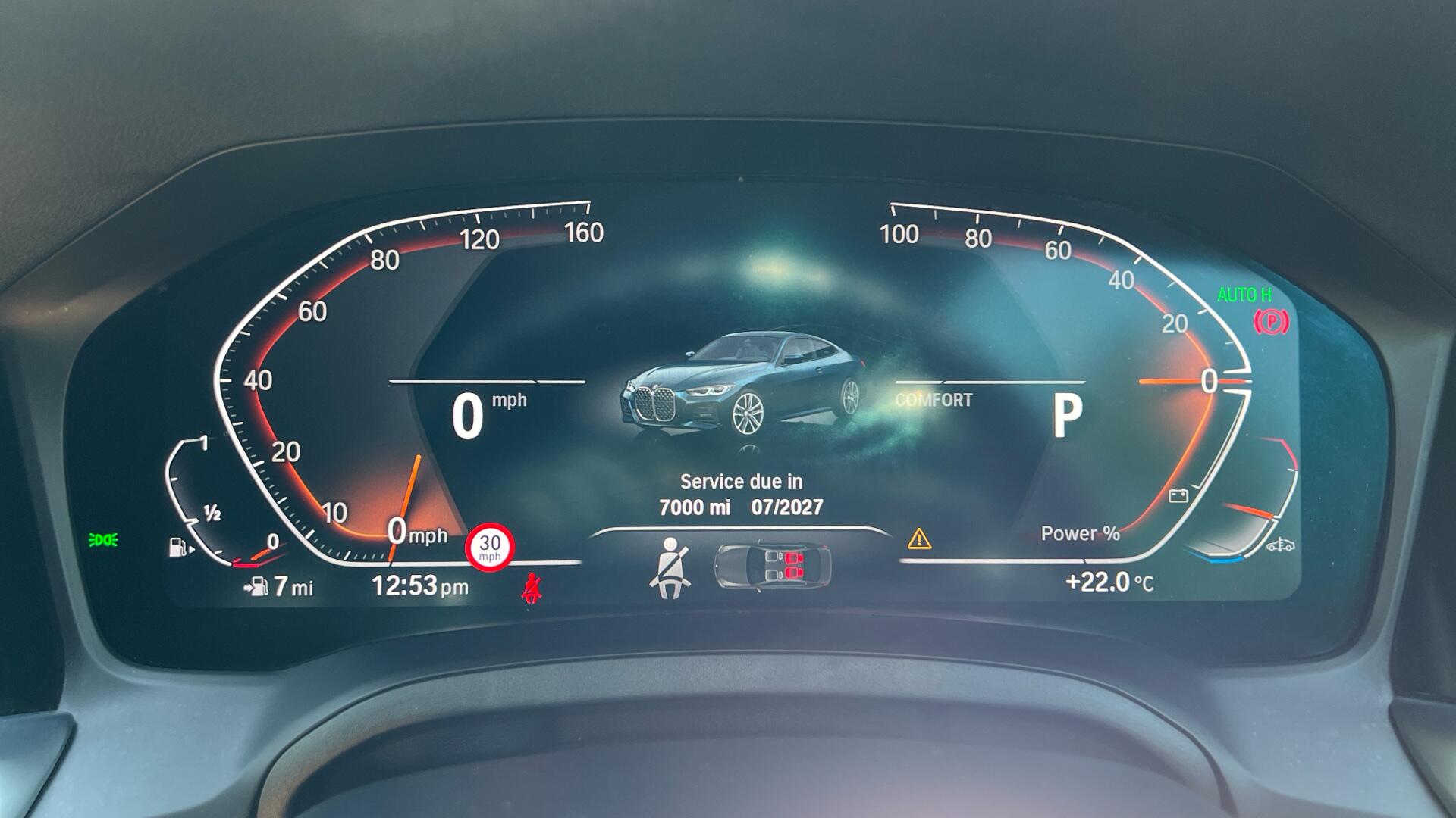 BMW 4 Series view 9