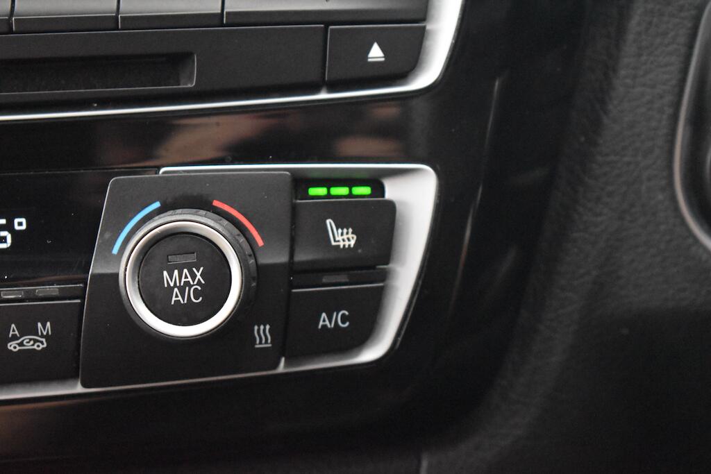 BMW 4 Series view 16