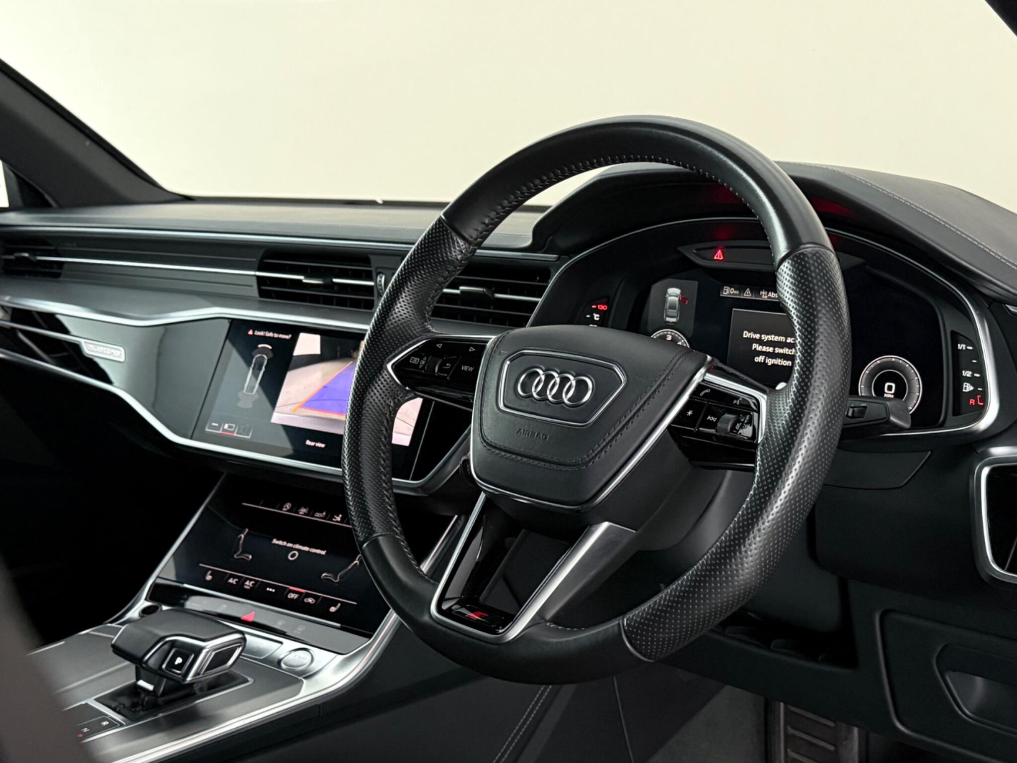 Audi A7 view 3