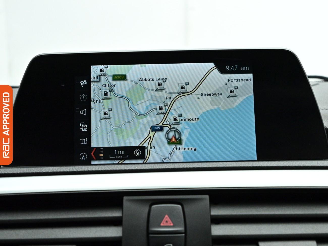 BMW 1 Series view 3