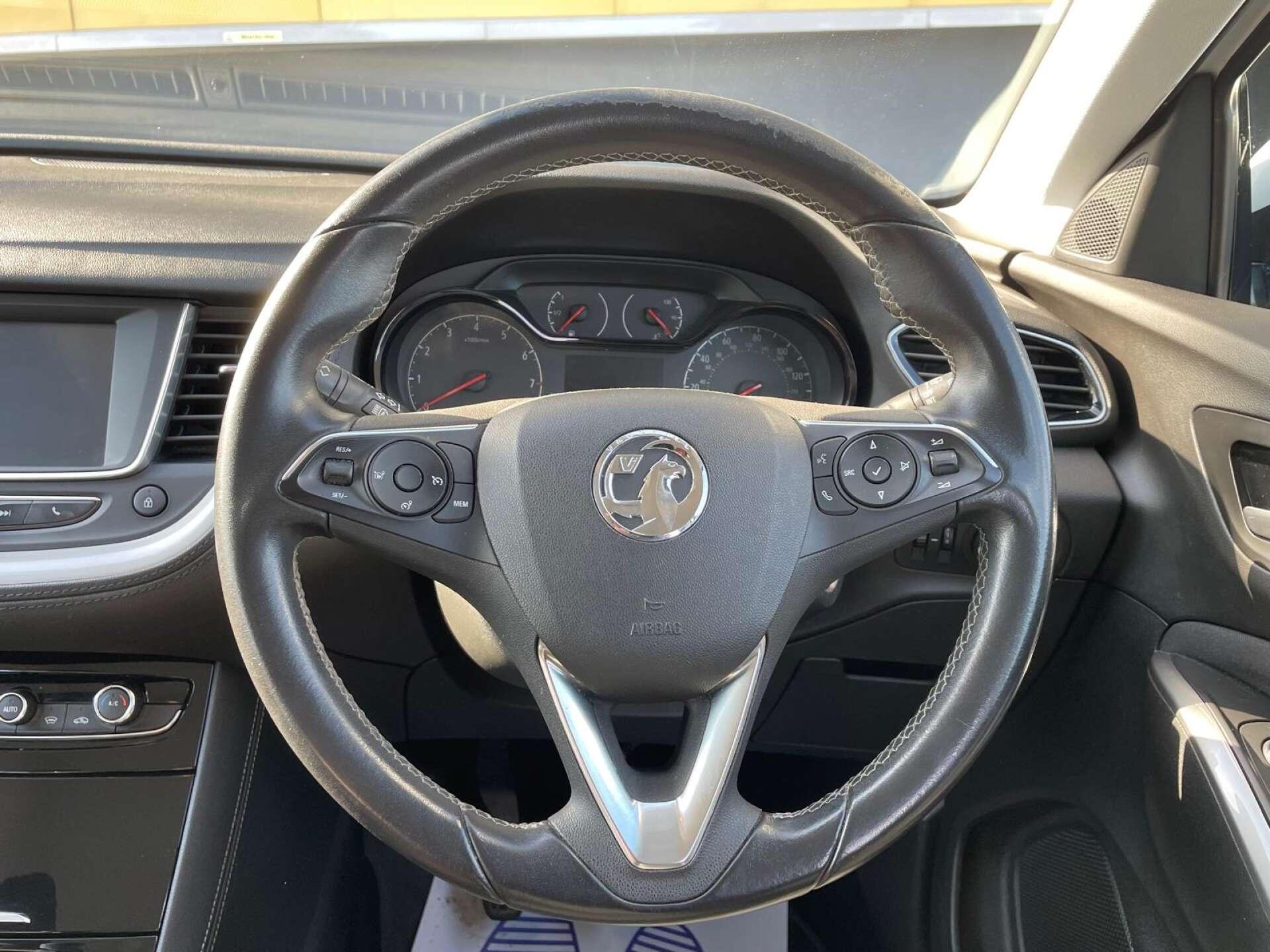 Vauxhall Grandland X view 10
