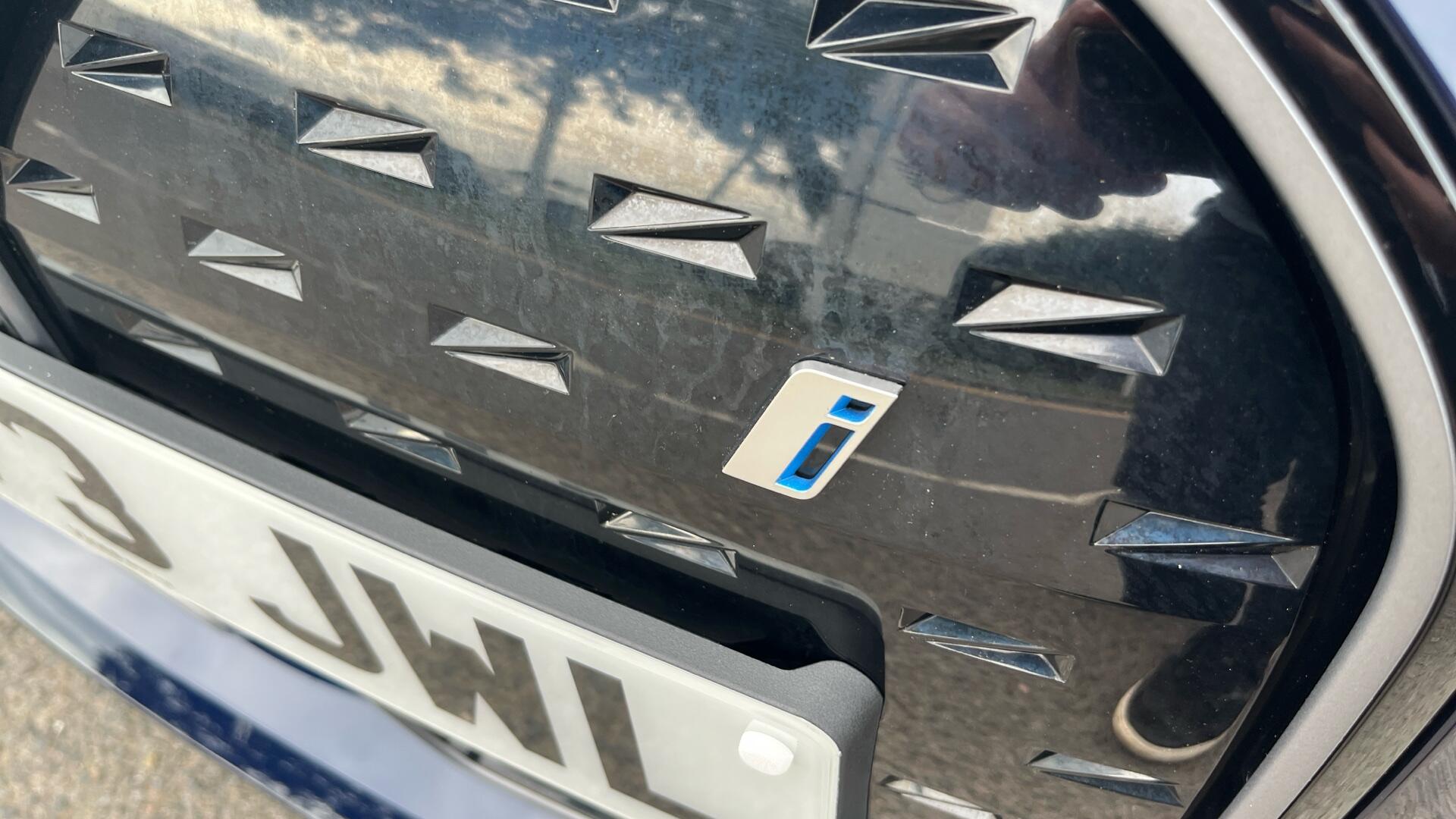 BMW i4 view 39