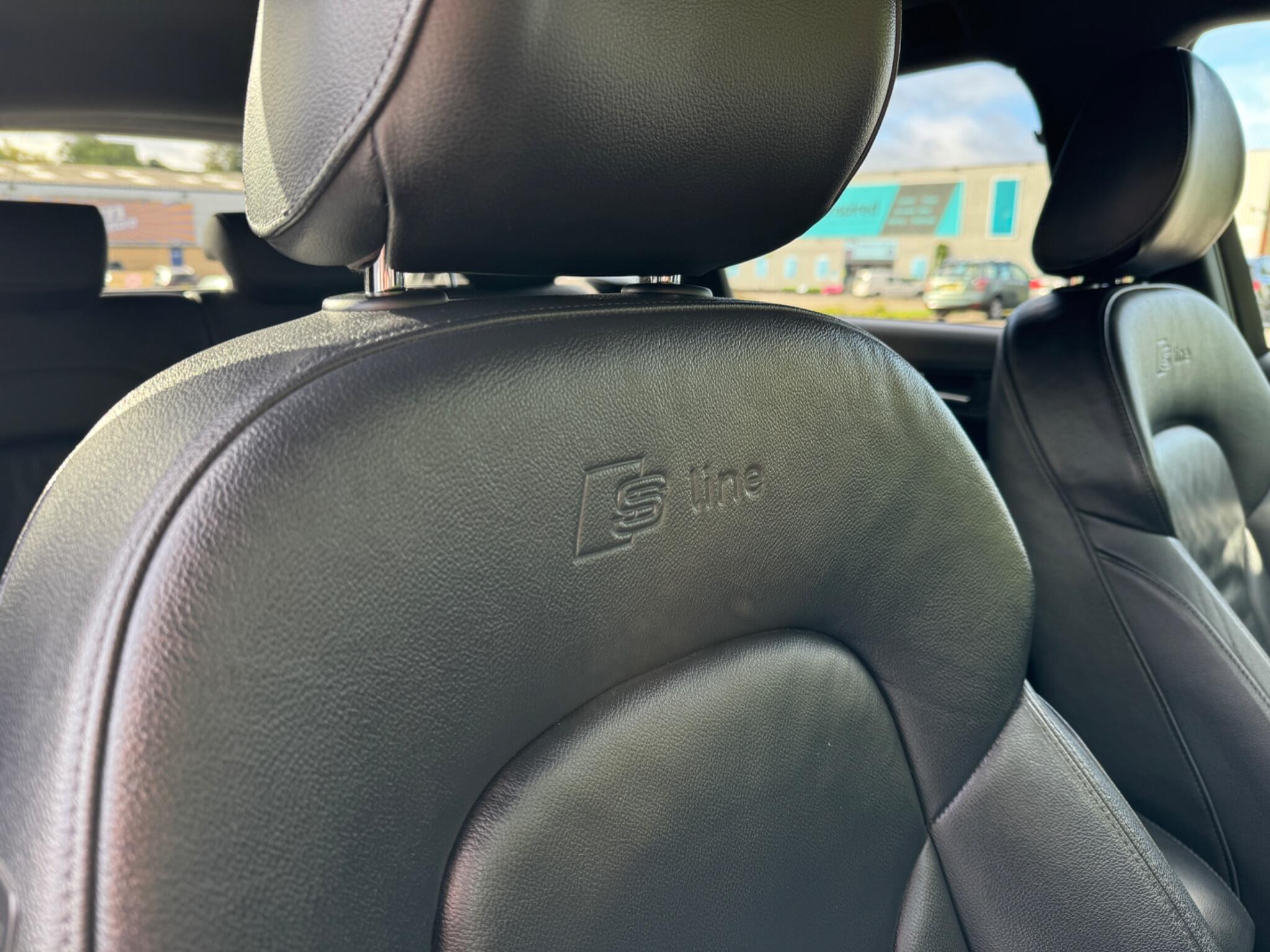 Audi Q5 view 47