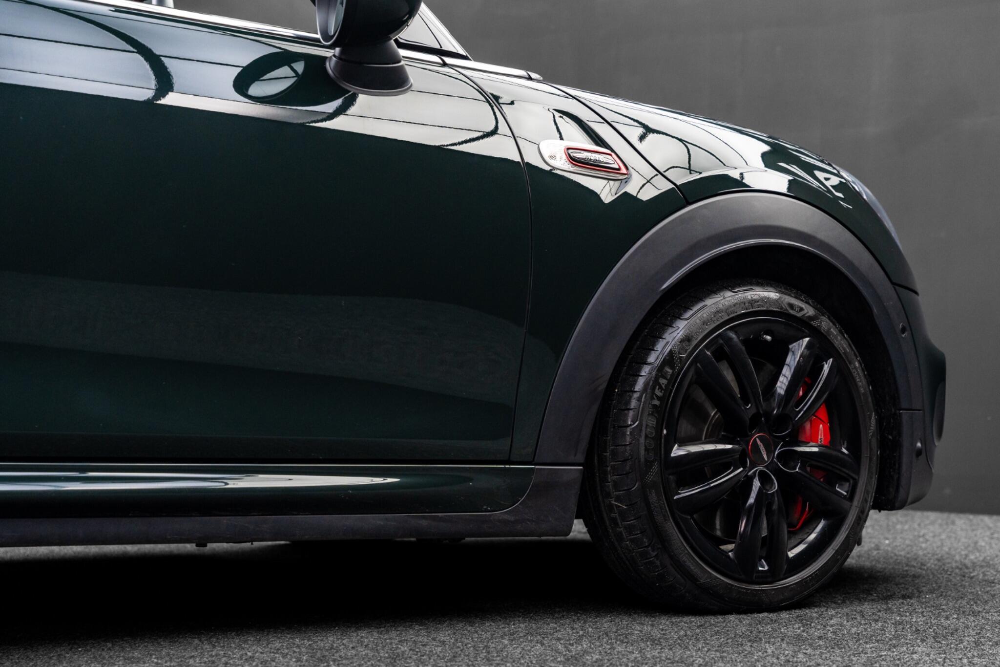 MINI Convertible view 49