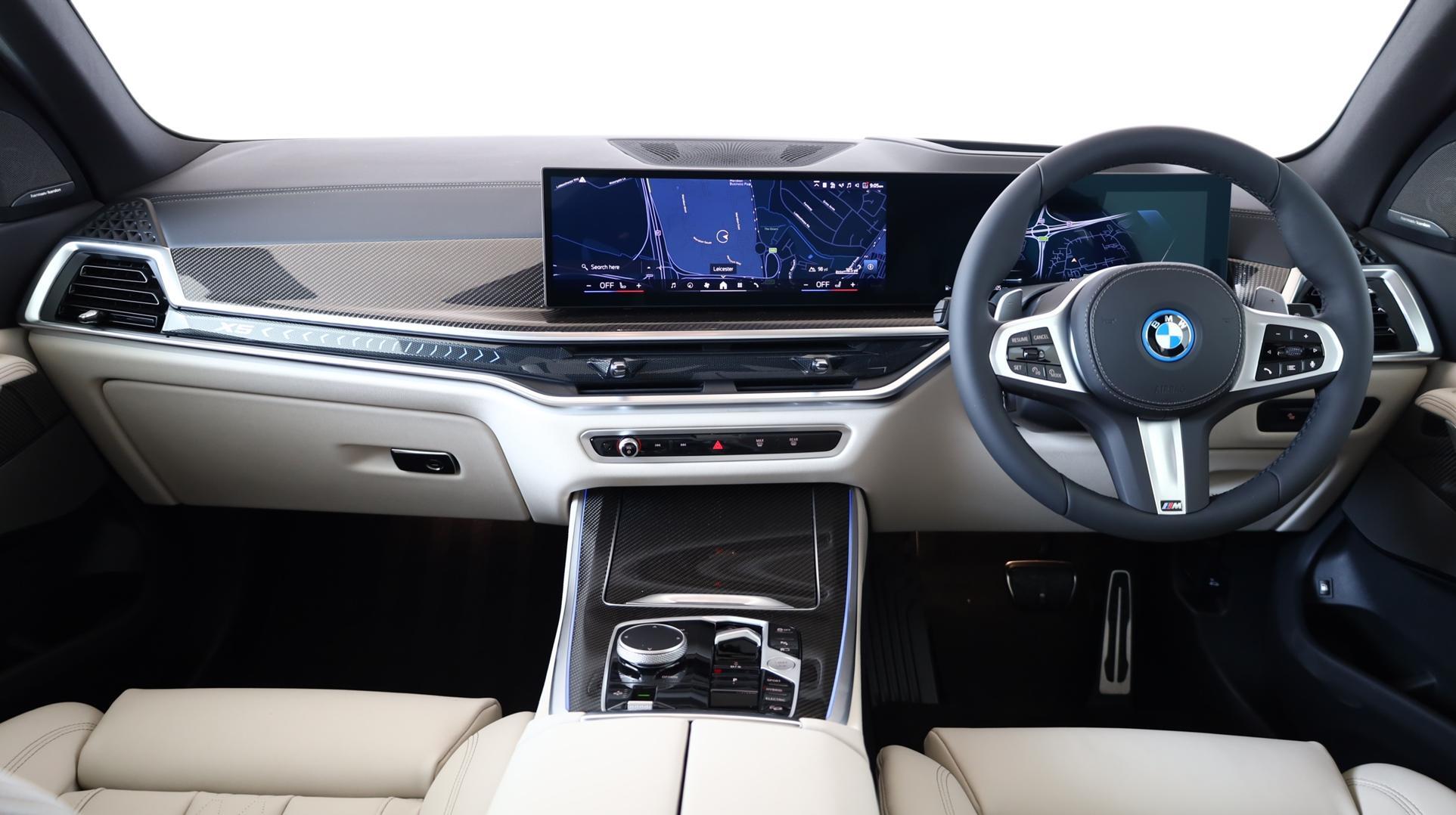 BMW X5 view 4