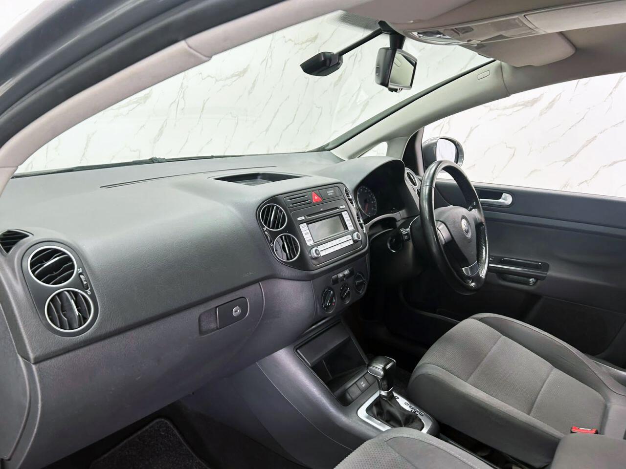 Volkswagen Golf Plus view 14