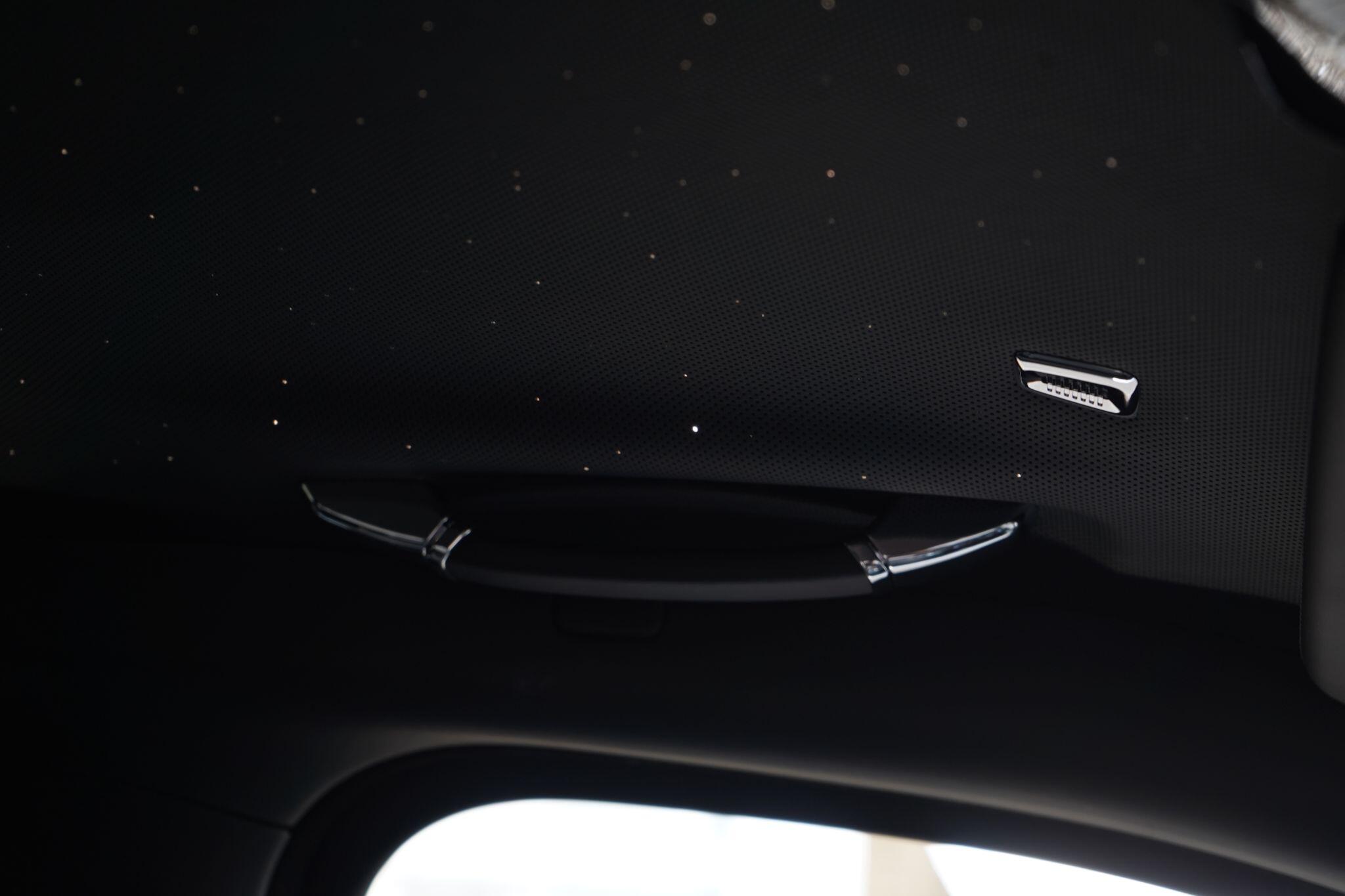 Rolls-Royce Cullinan view 25