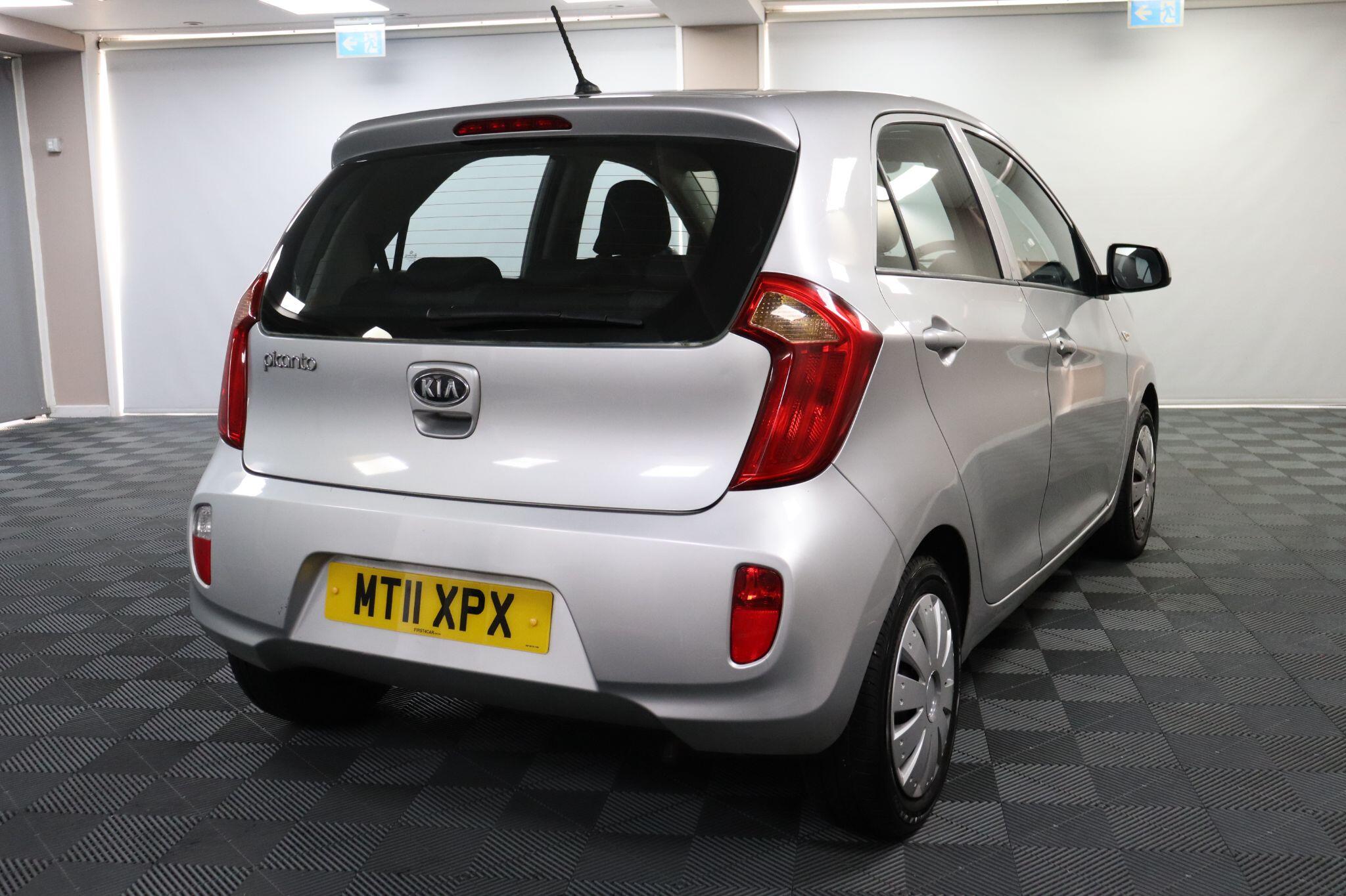 Kia Picanto view 11