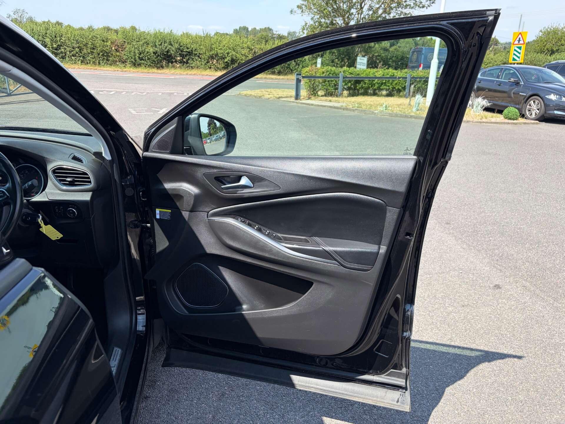 Vauxhall Grandland X view 34
