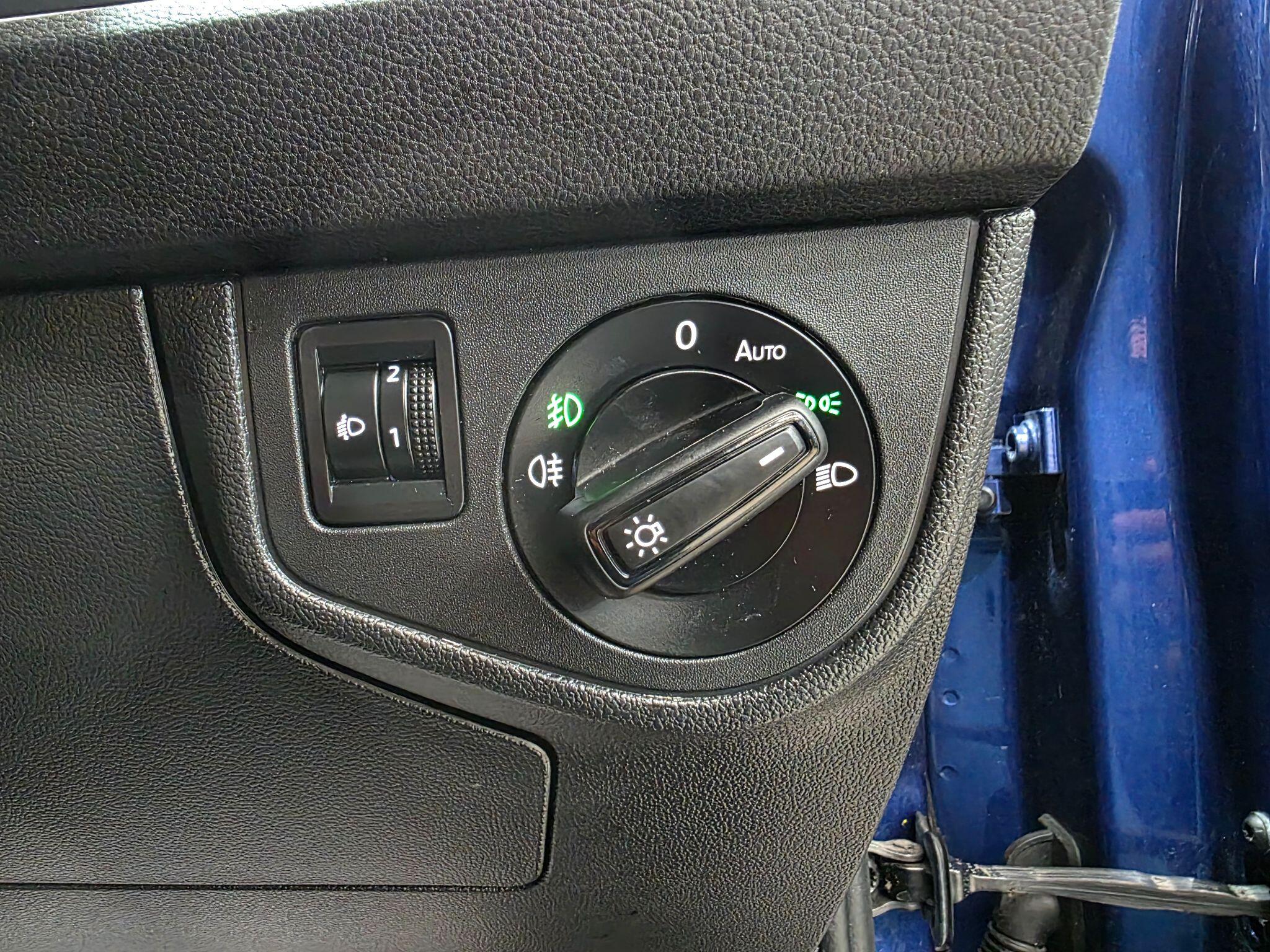 Volkswagen Taigo view 20