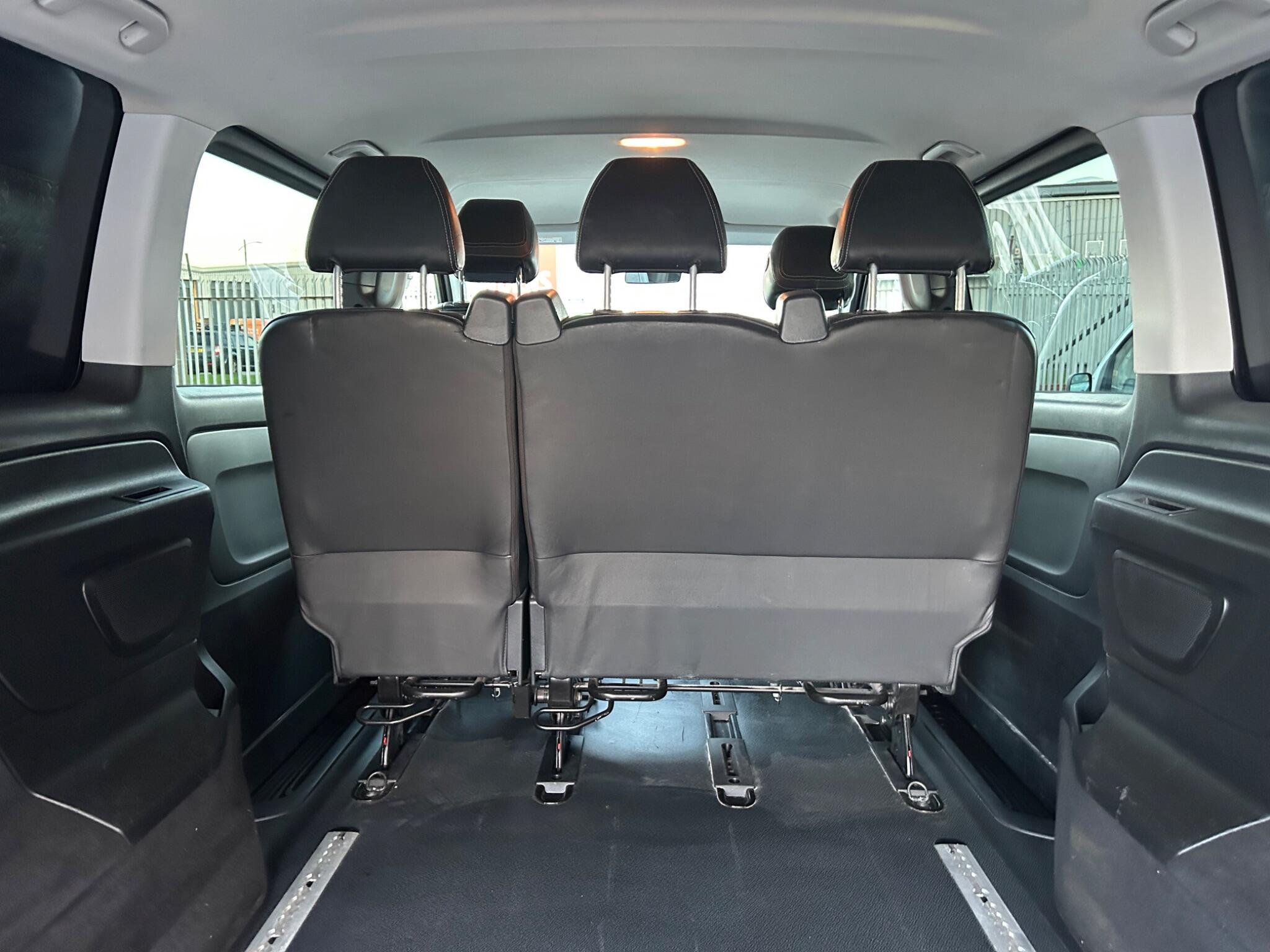 2019 Mercedes-Benz Vito 2.1 114 CDI Progressive Crew Van RWD L2 Euro 6 (s/s) 5dr (LWB) • 121,000 miles image 17