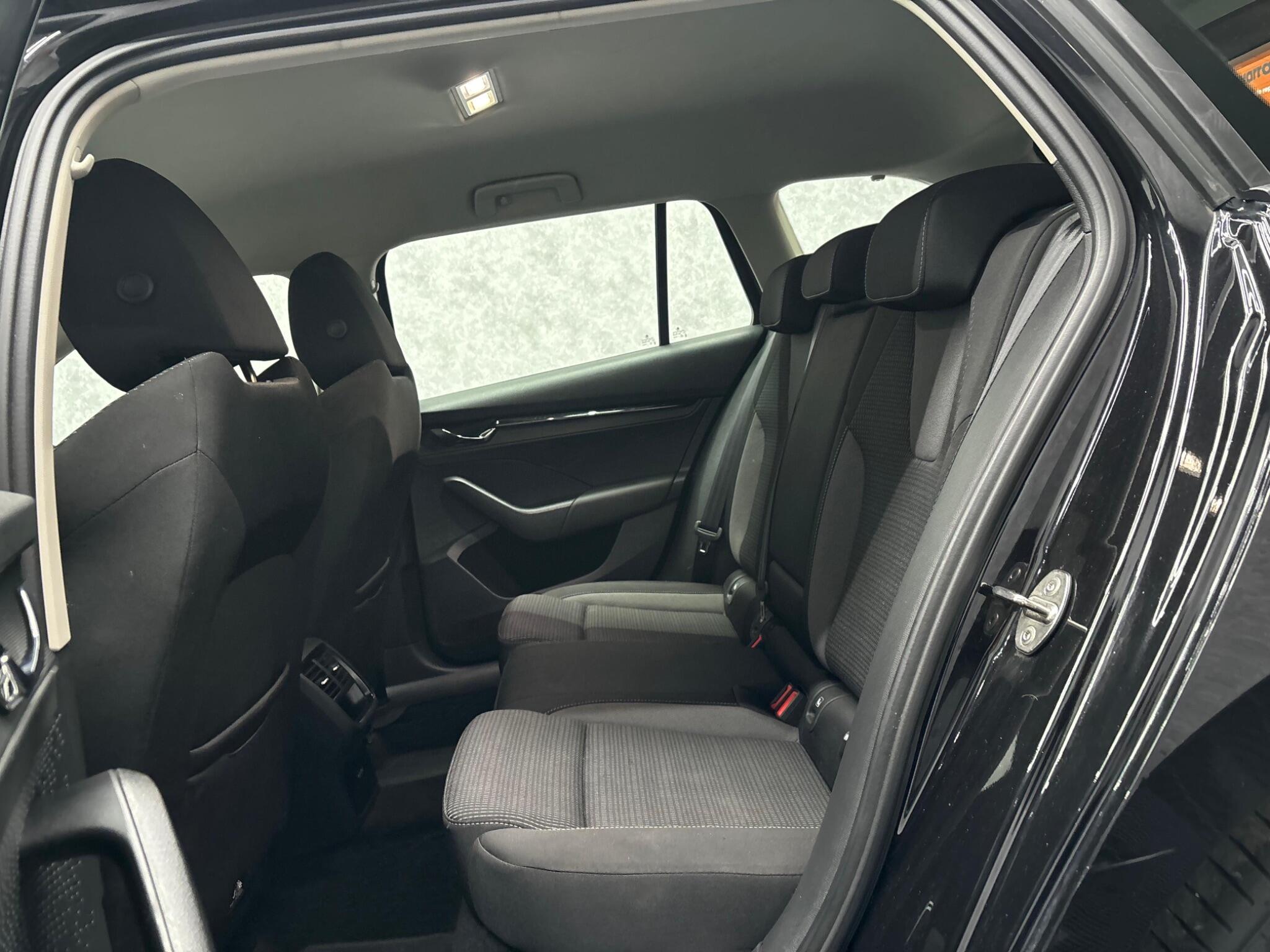 Skoda Octavia view 12