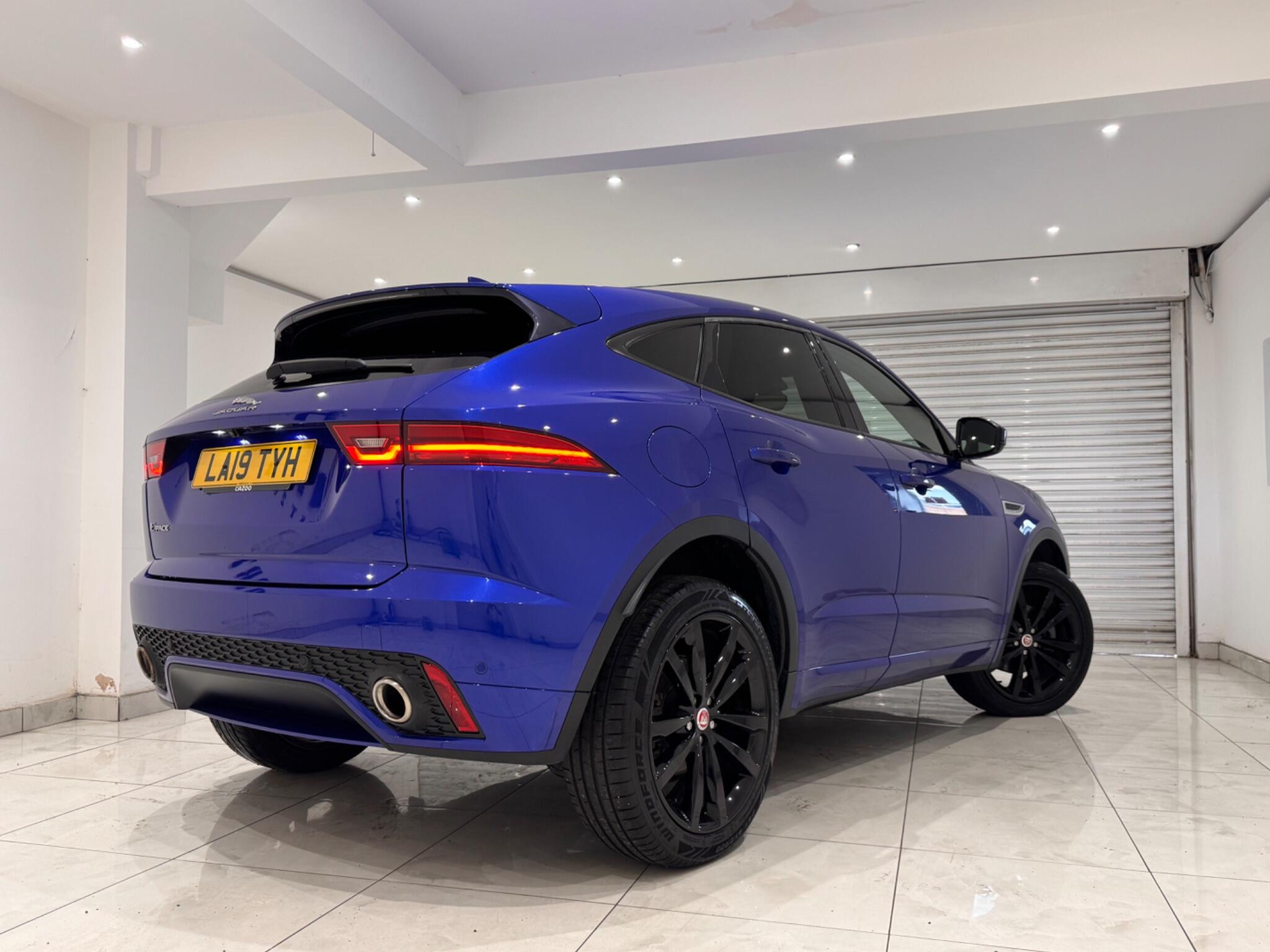 Jaguar E-Pace view 3
