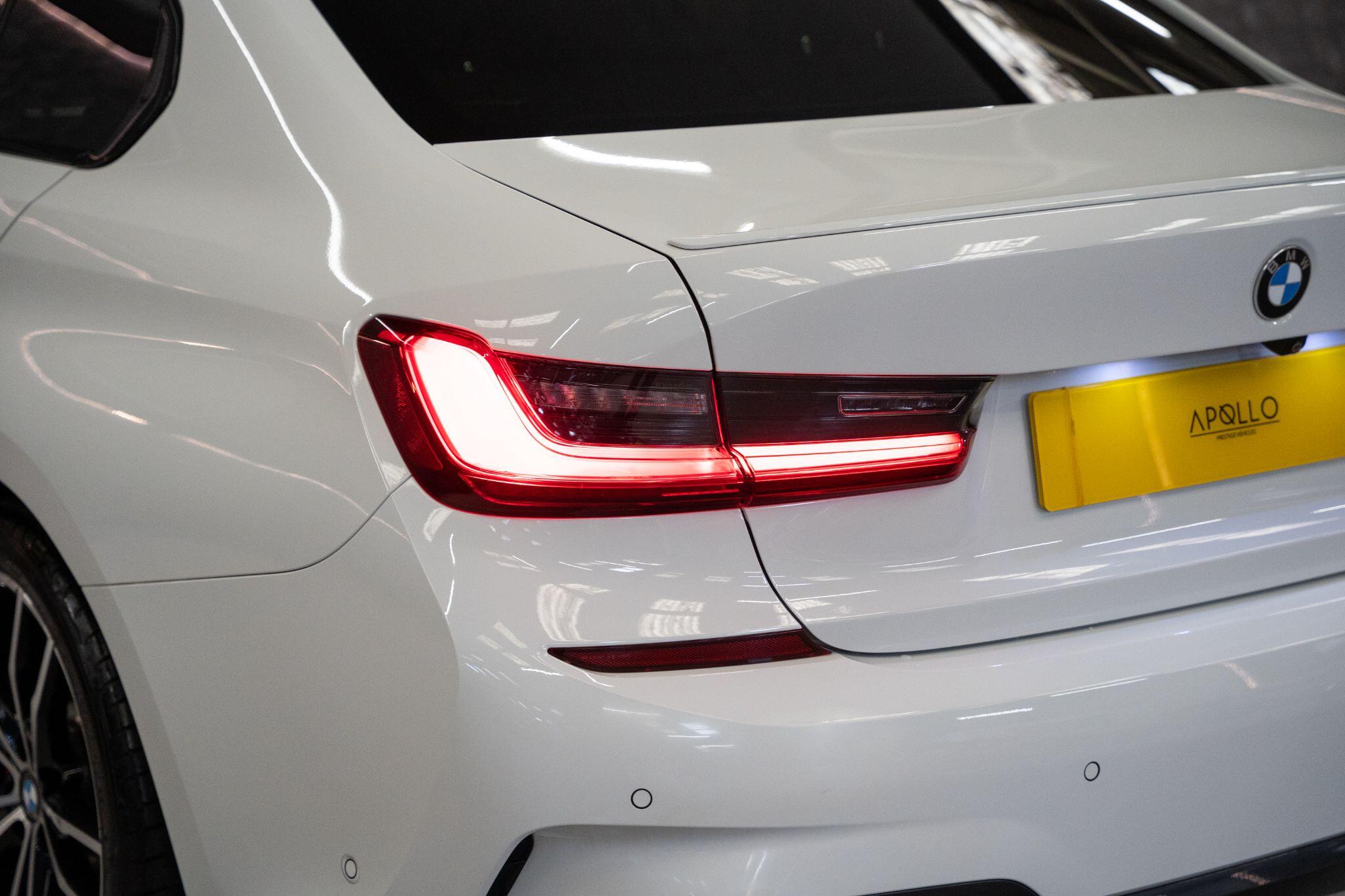 BMW 3 Series view 57