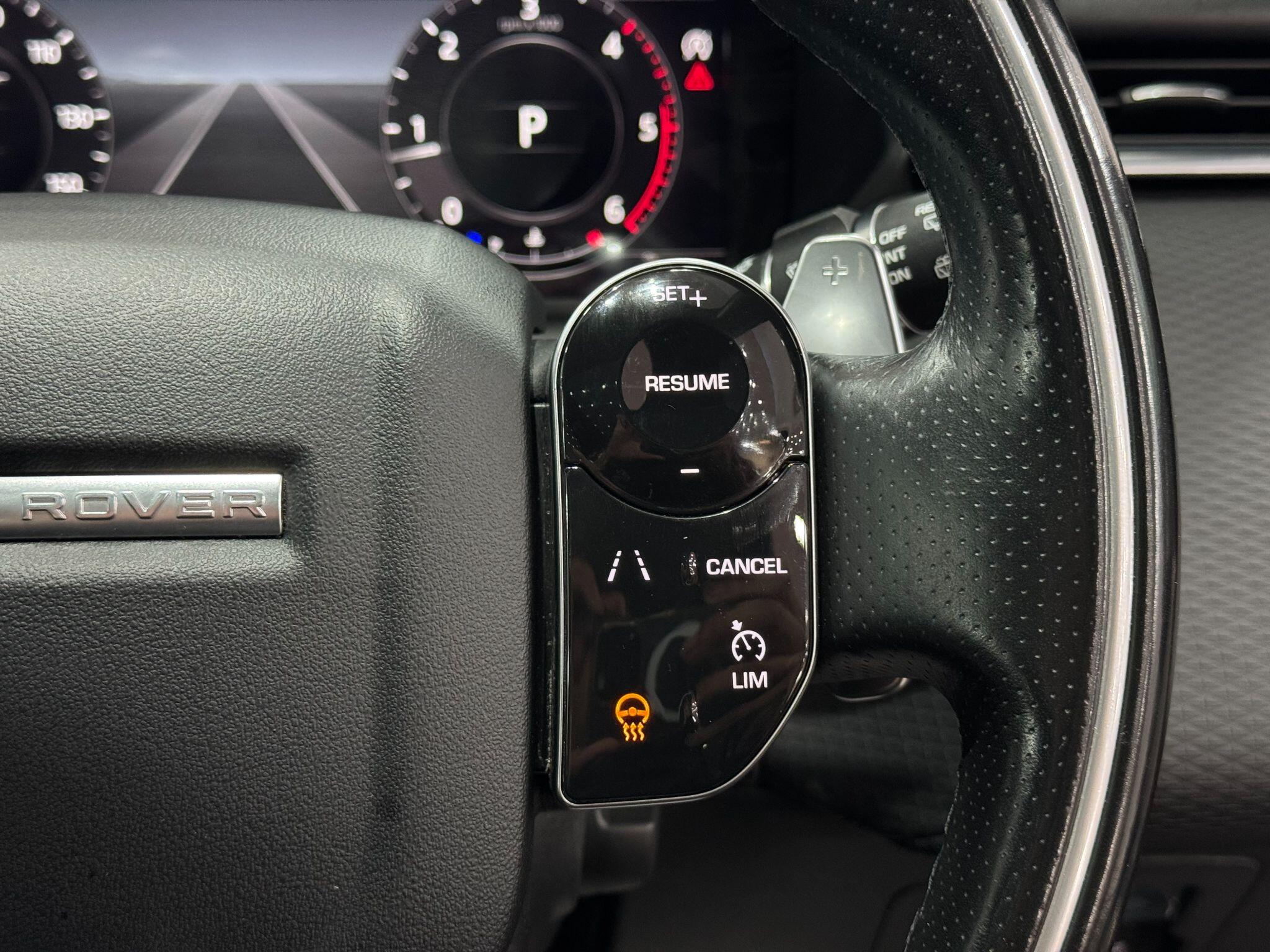 Land Rover Range Rover Velar view 40