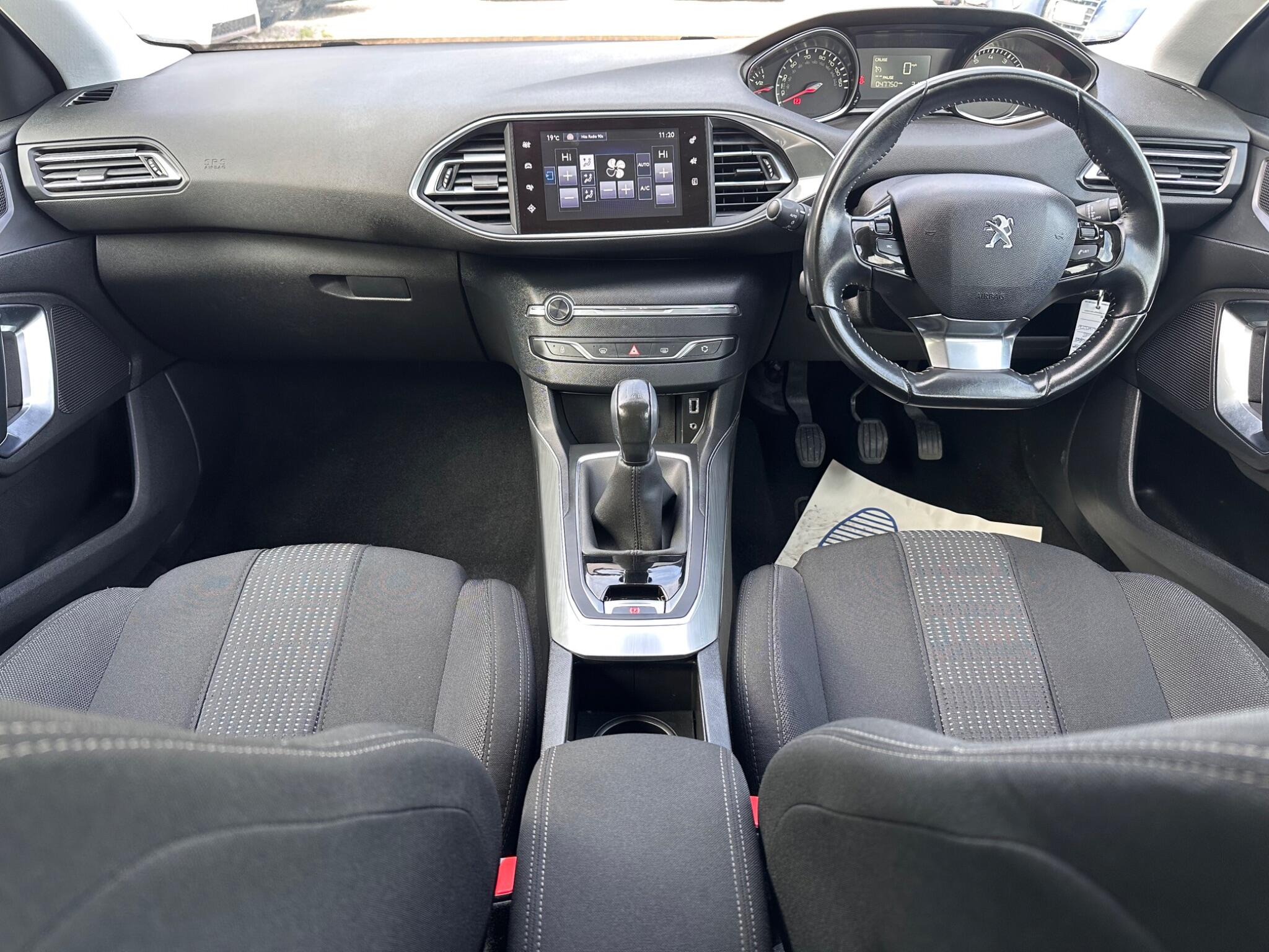 Peugeot 308 view 25