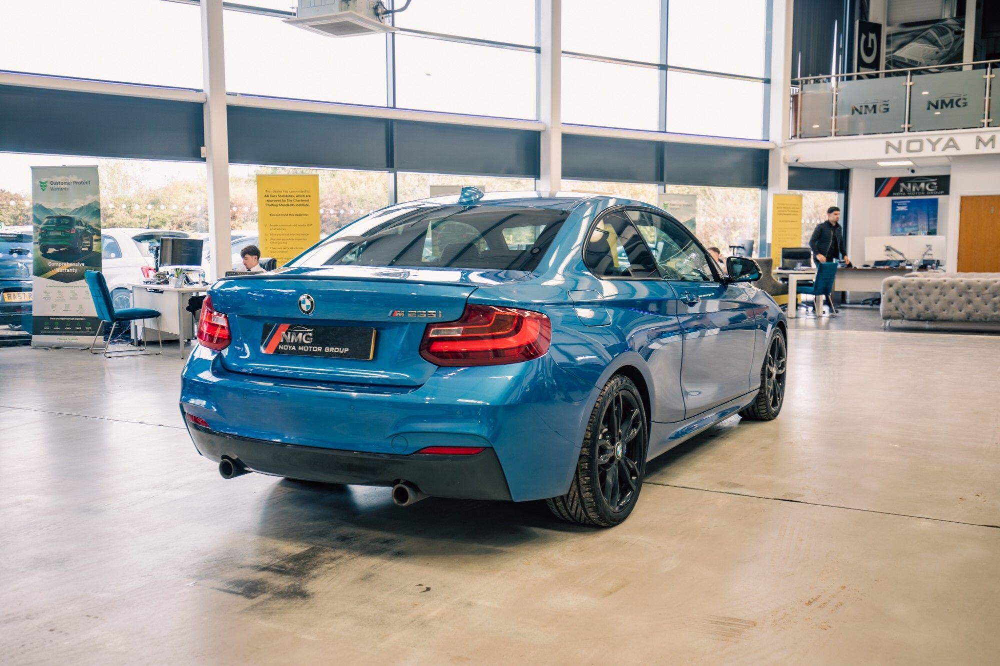 BMW 2 Series view 25