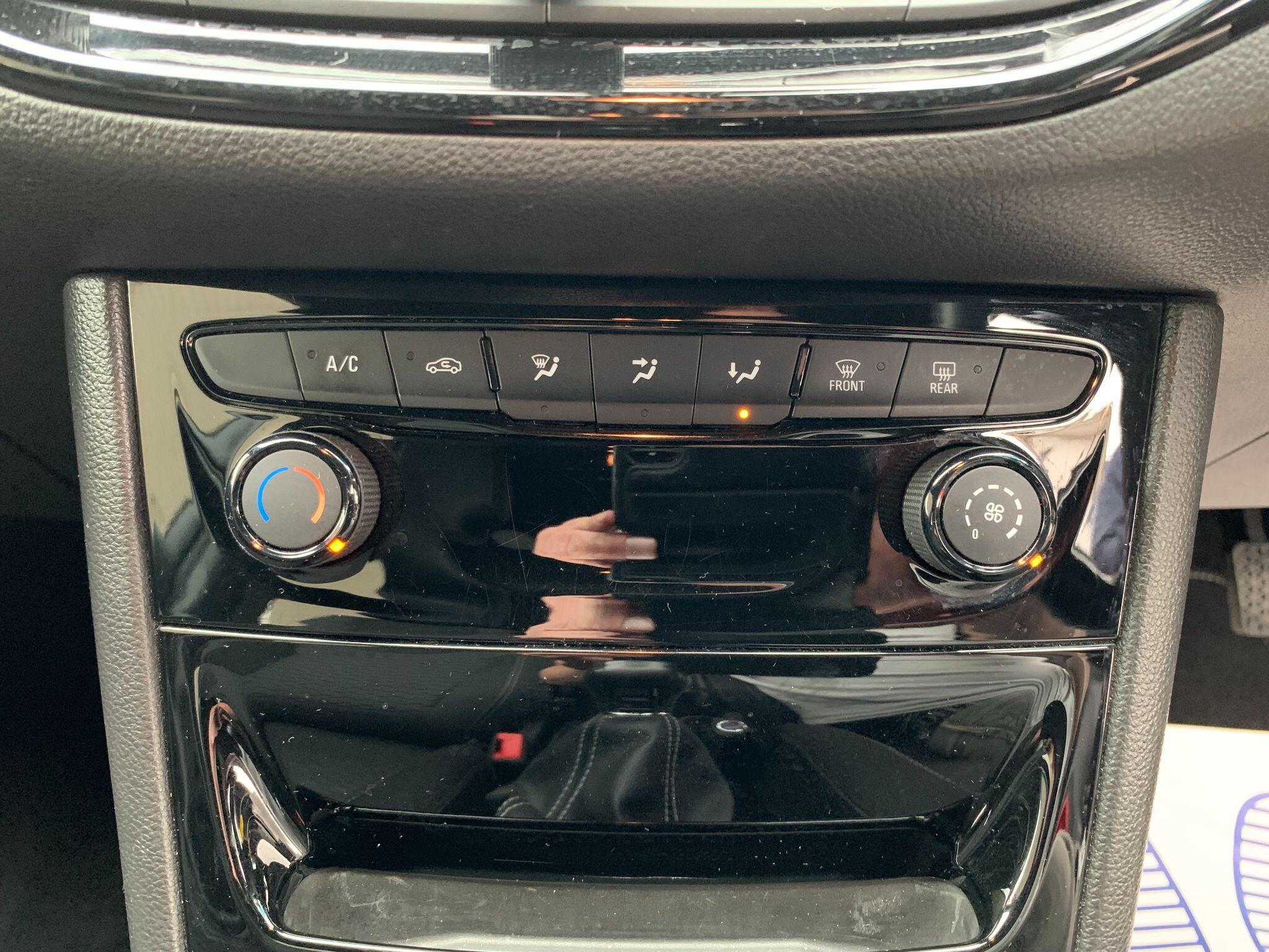 Vauxhall Astra view 30