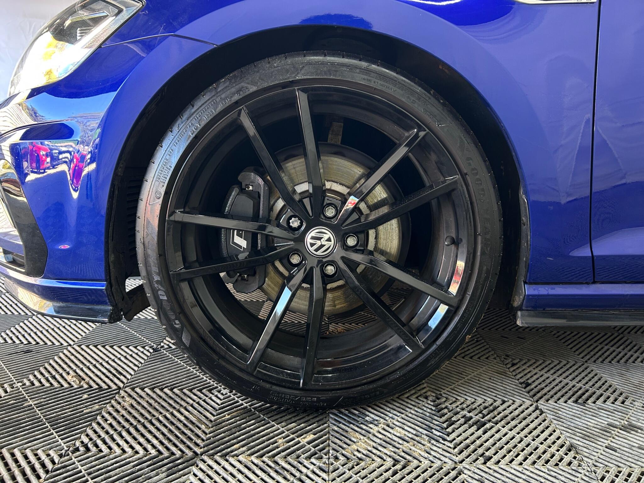 Volkswagen Golf view 31