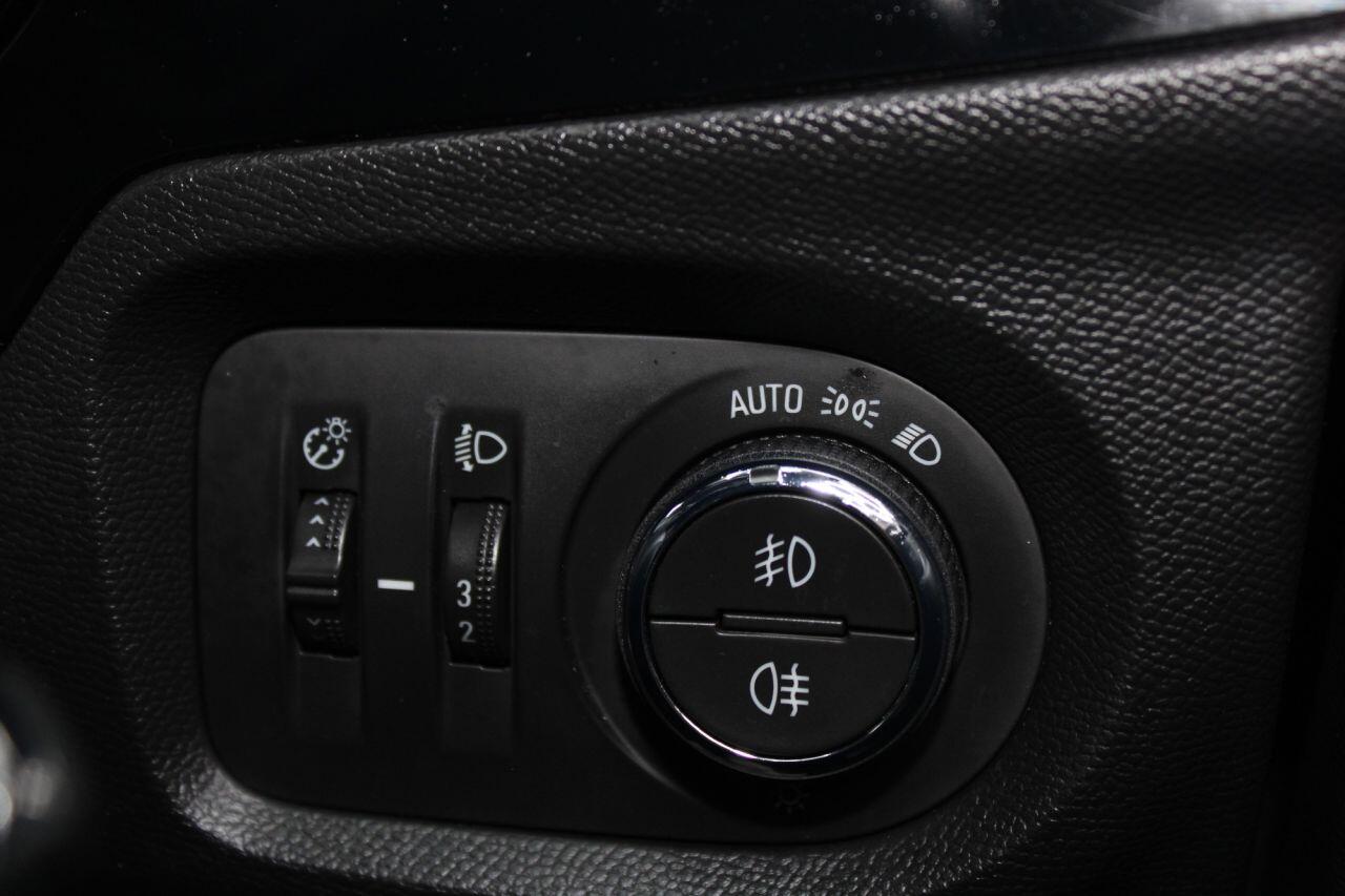 Vauxhall Corsa view 20