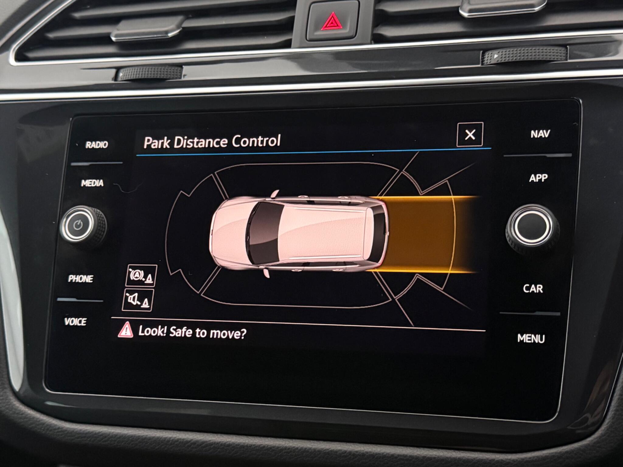 Volkswagen Tiguan view 28