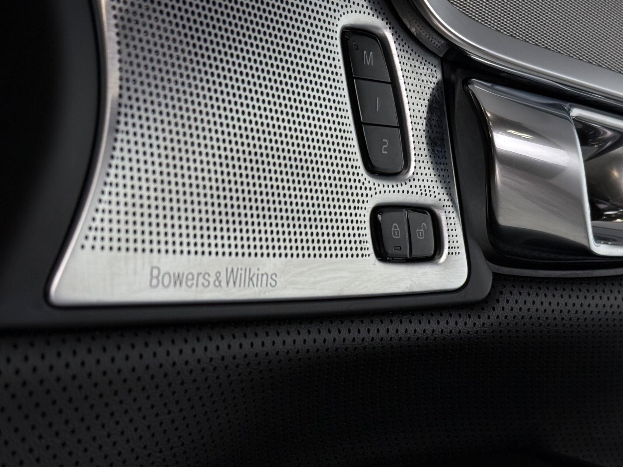 Volvo S90 view 23