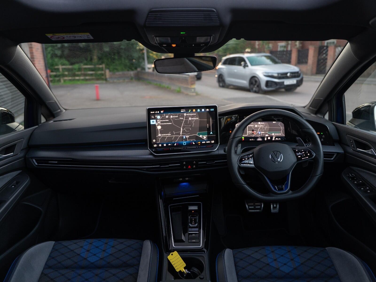 Volkswagen Golf view 38