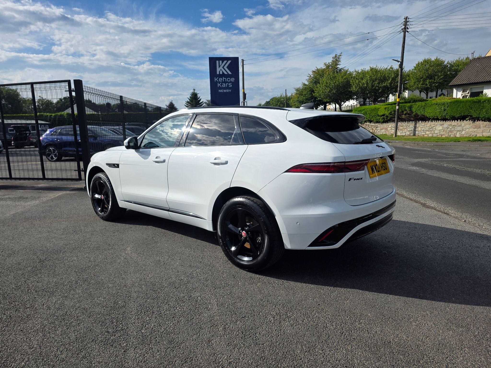 Jaguar F-Pace view 6