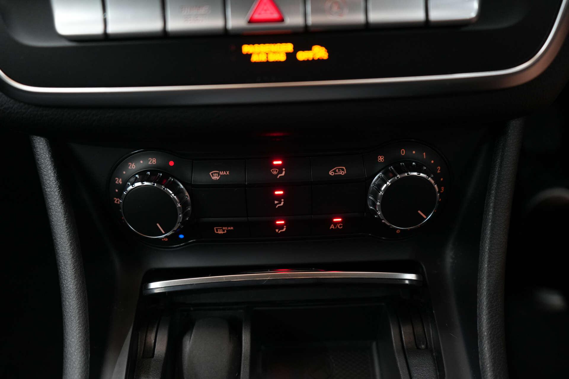Mercedes-Benz Gla view 28