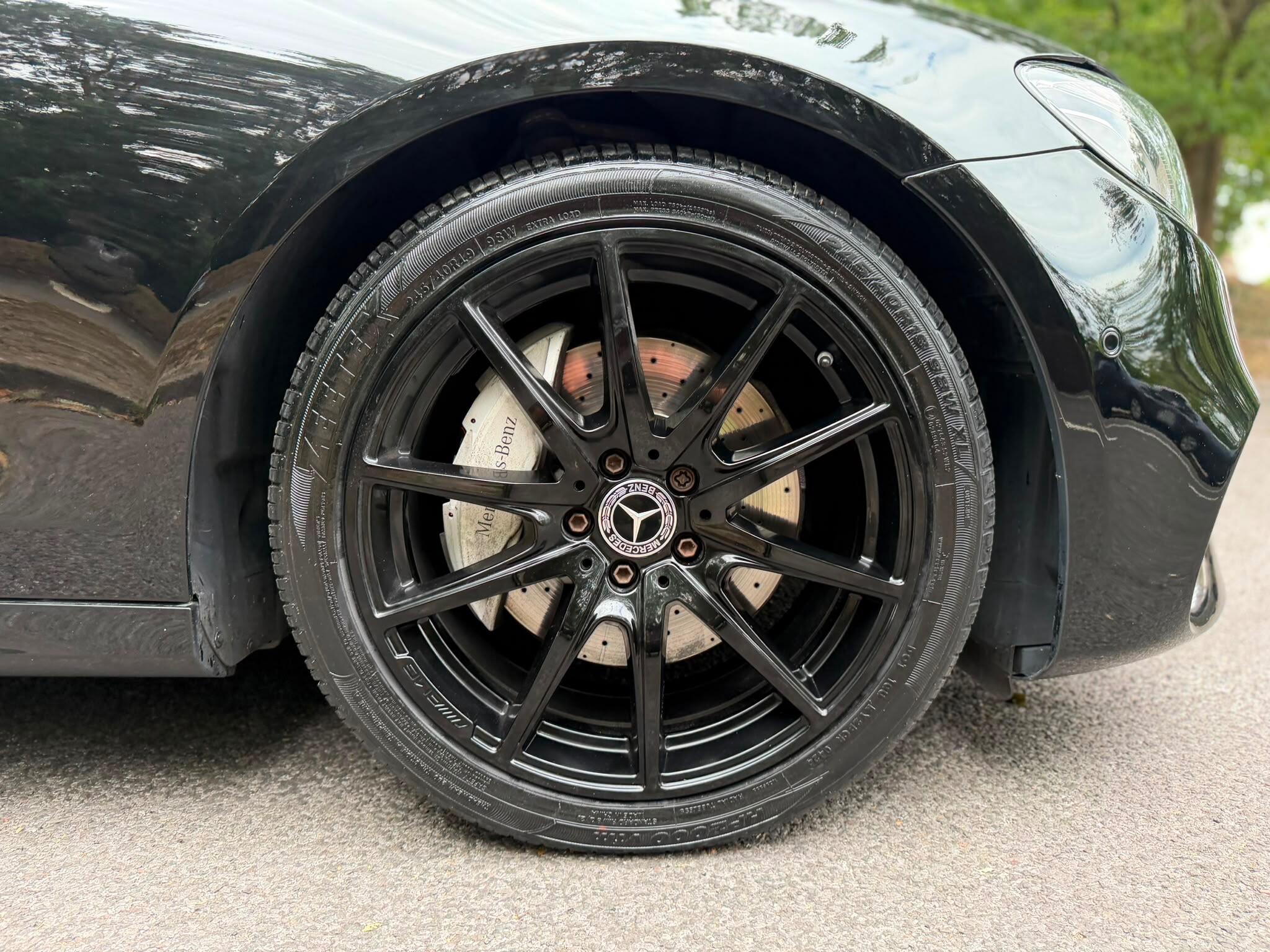 Mercedes-Benz E-Class view 24