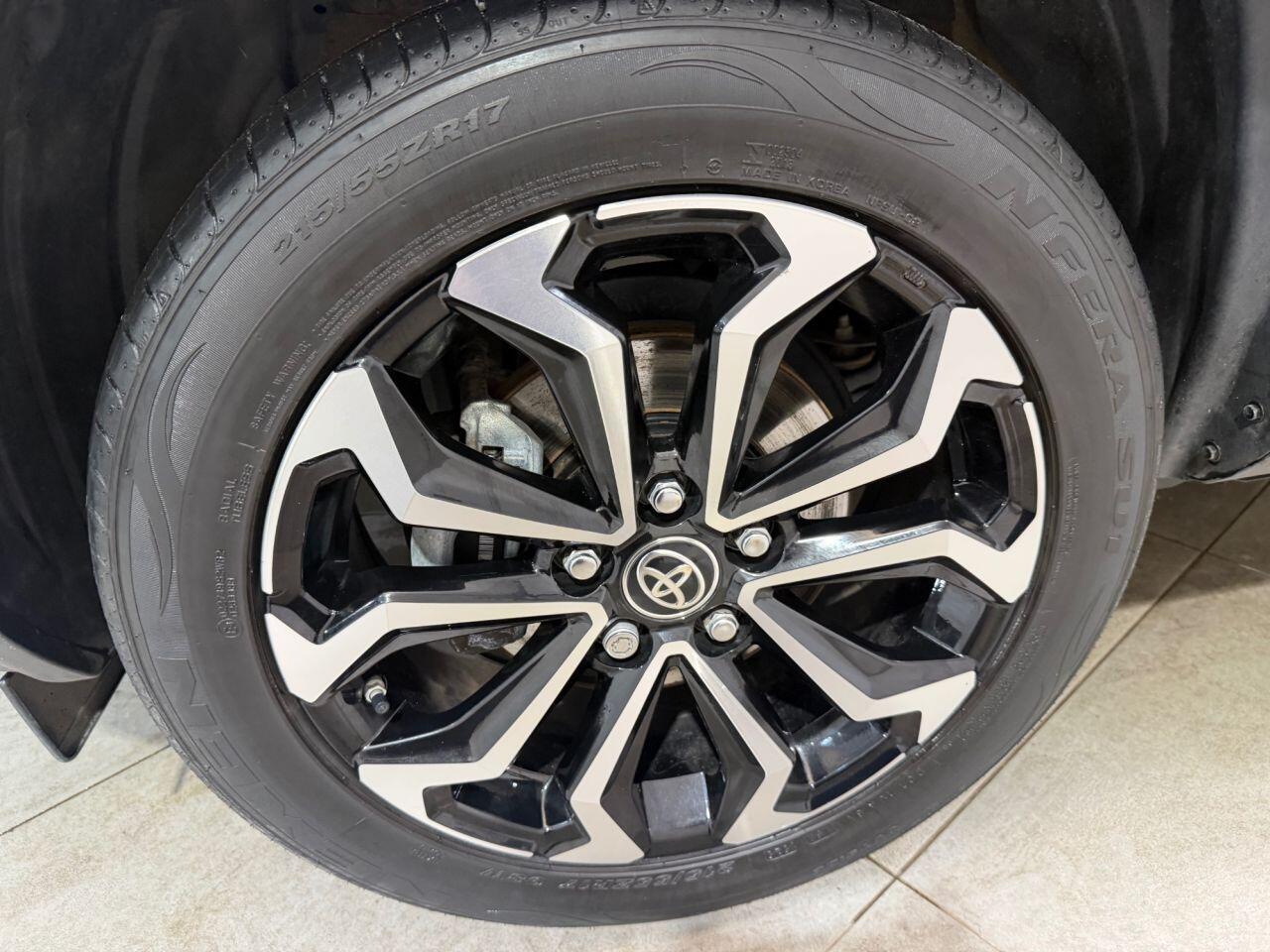 Toyota Yaris Cross view 33