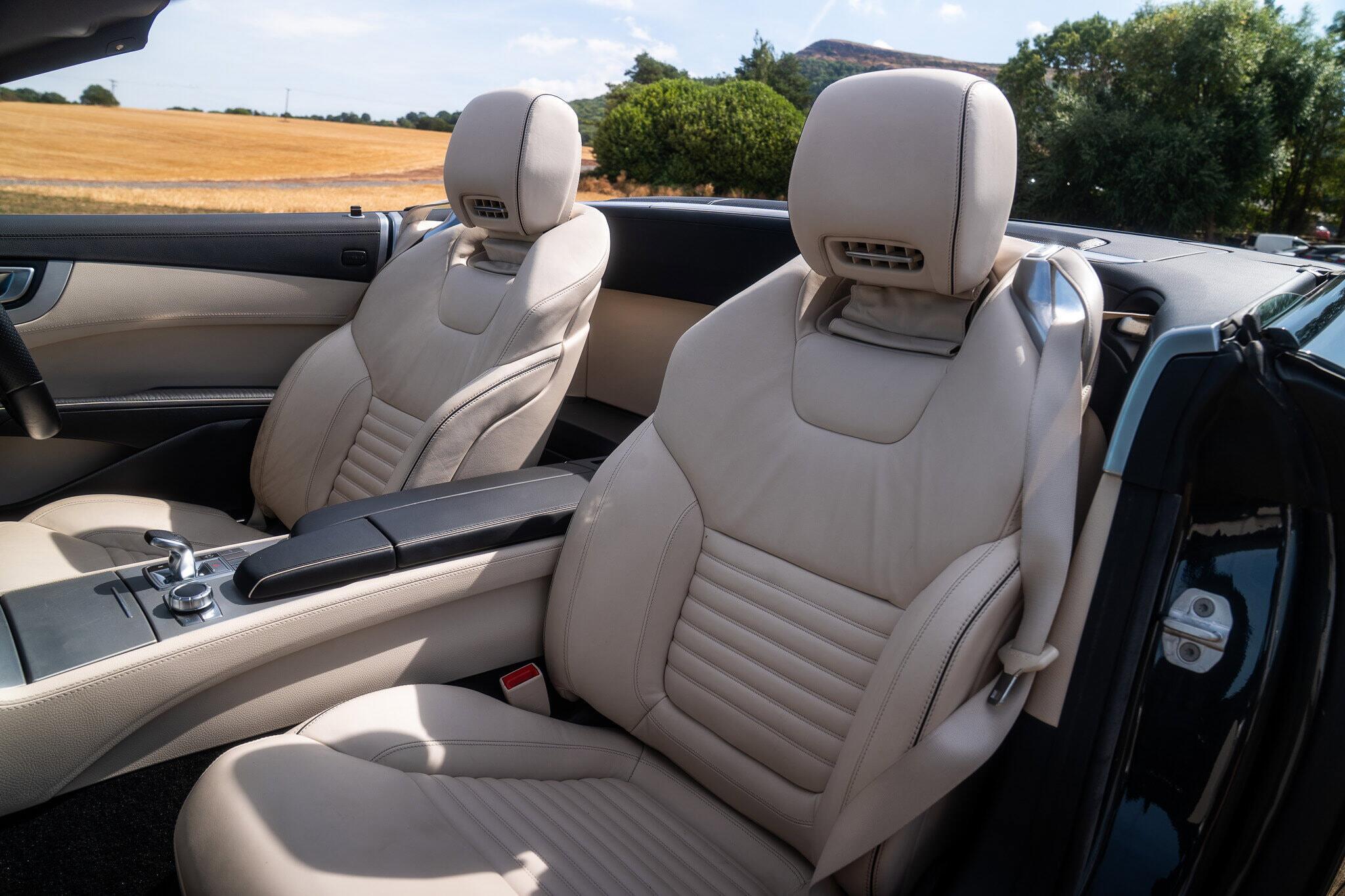 Mercedes-Benz SL view 38