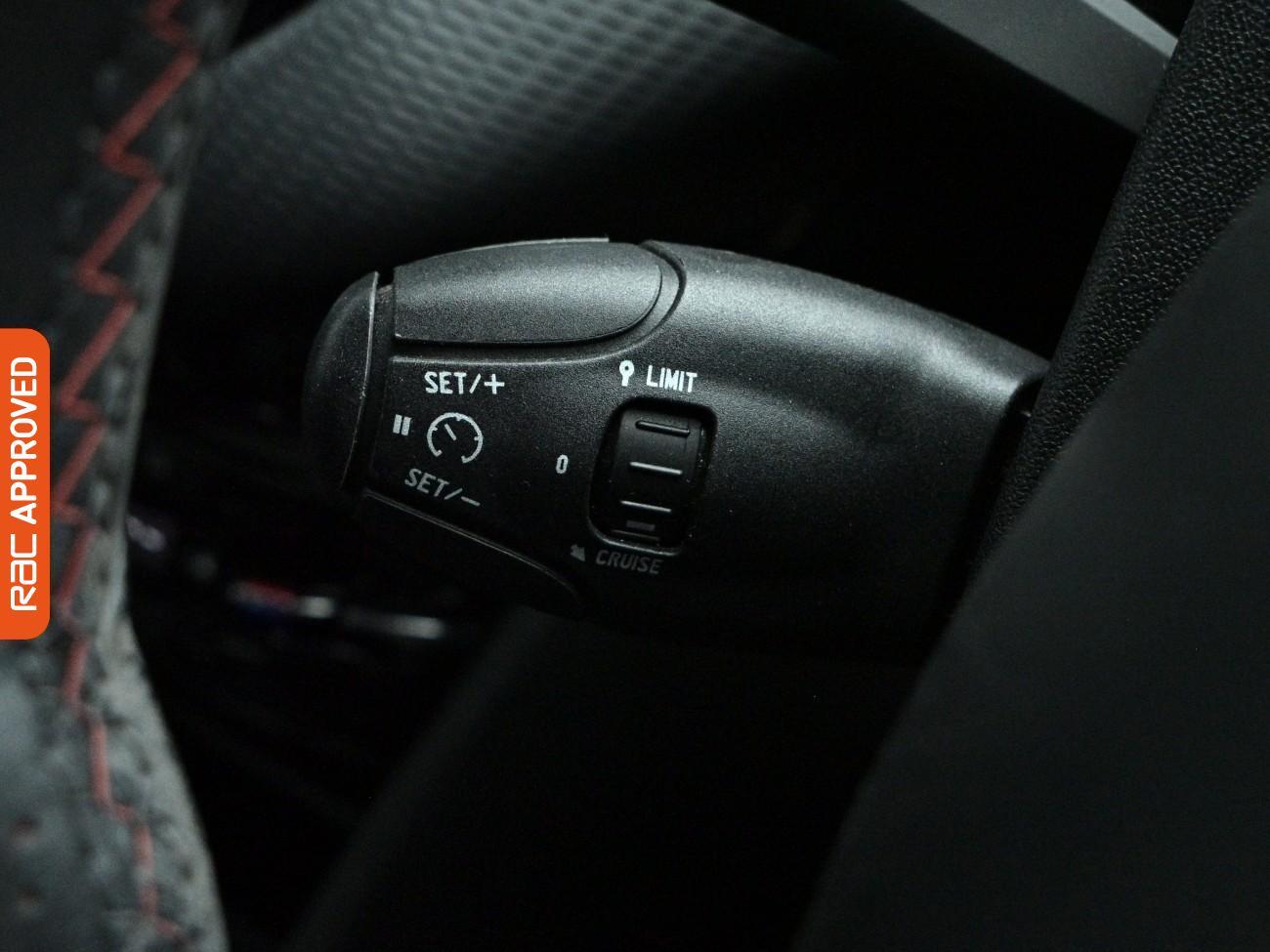 Peugeot 2008 view 20