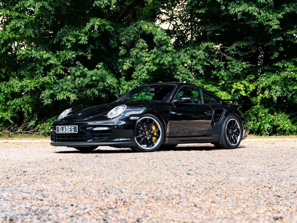 Porsche 911 view 2