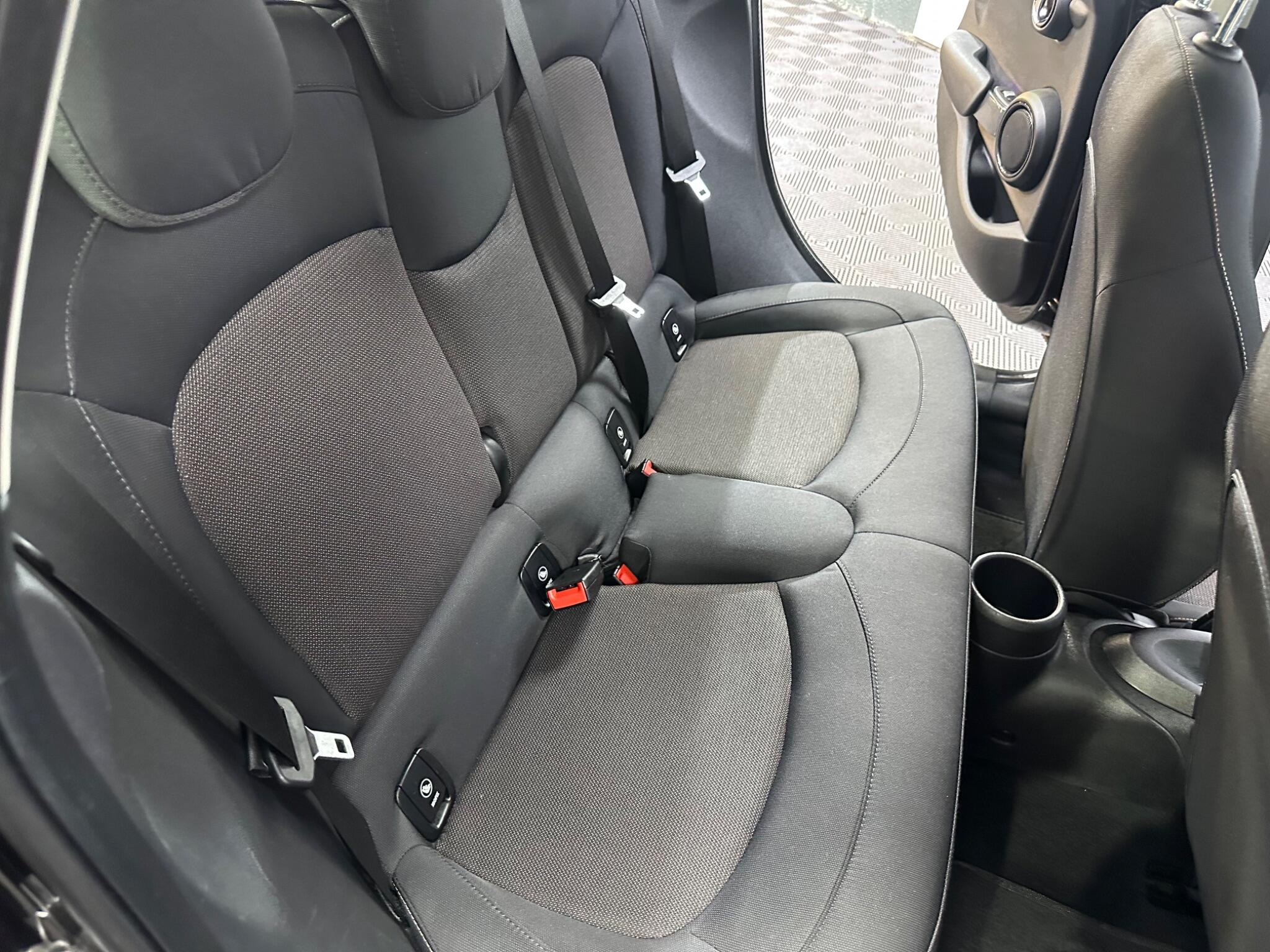 Mini Hatch view 21