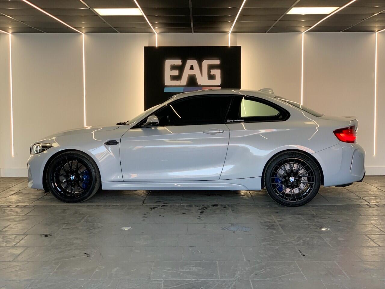 BMW M2 view 2