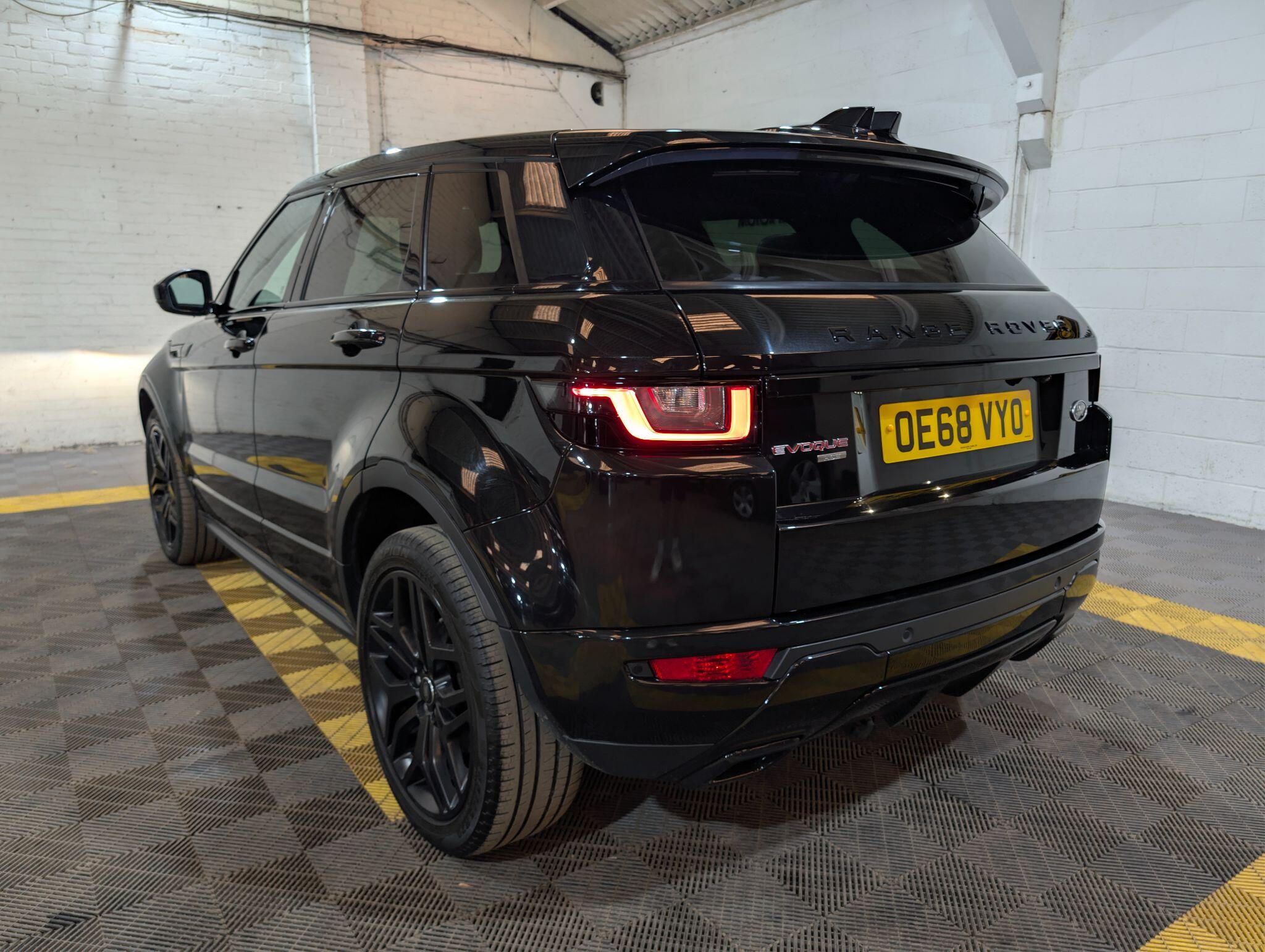 Land Rover Range Rover Evoque view 8