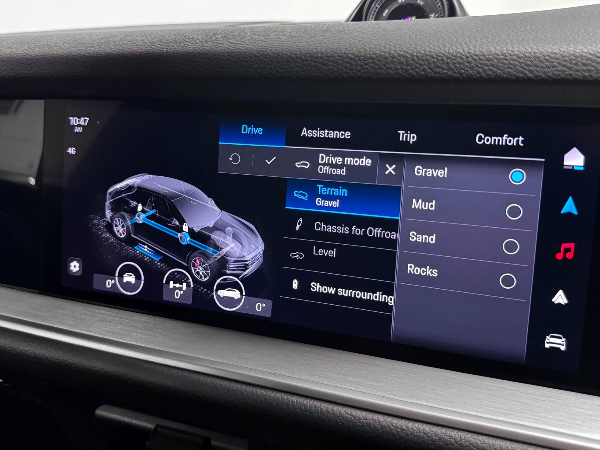 Porsche Cayenne view 48