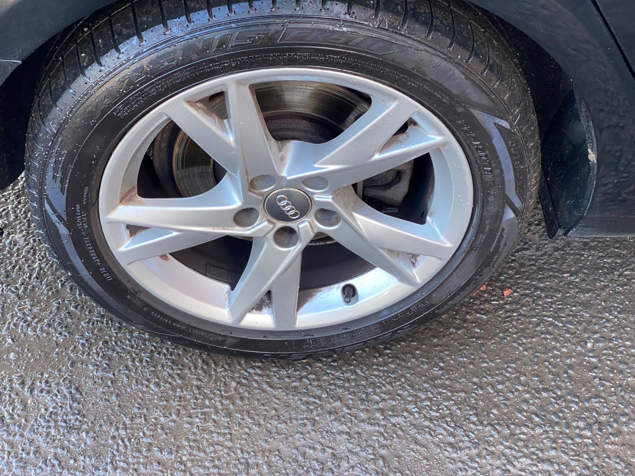 Audi A4 view 40