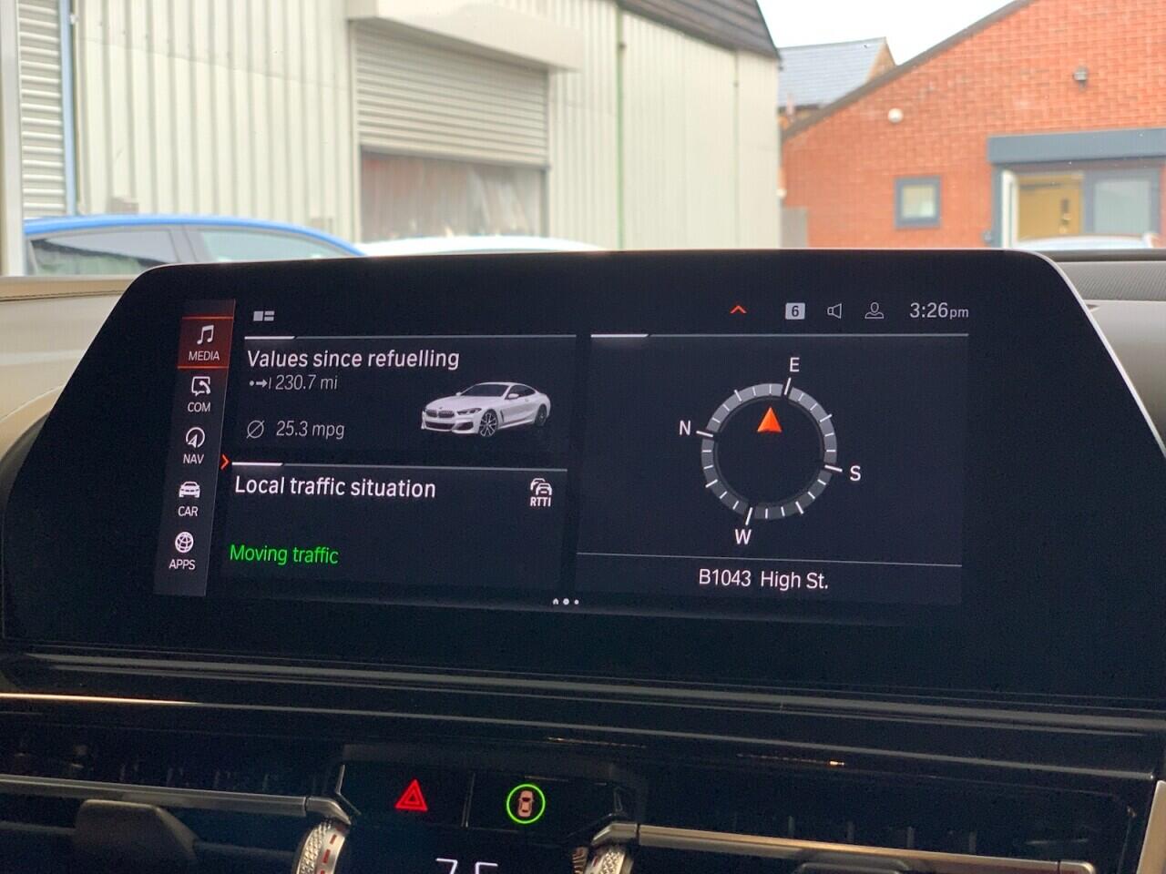 BMW 8 Series view 39