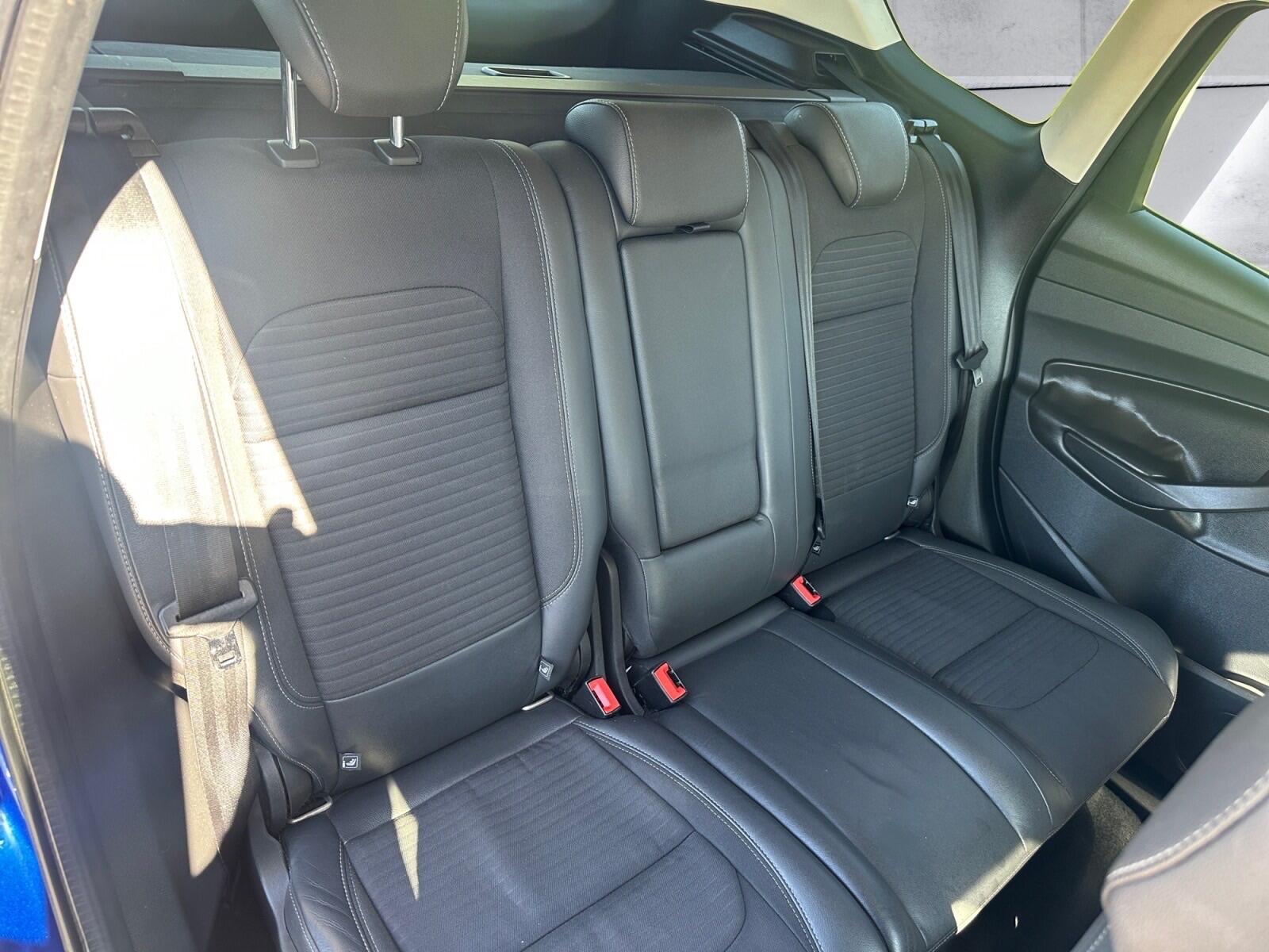 Ford Kuga view 10