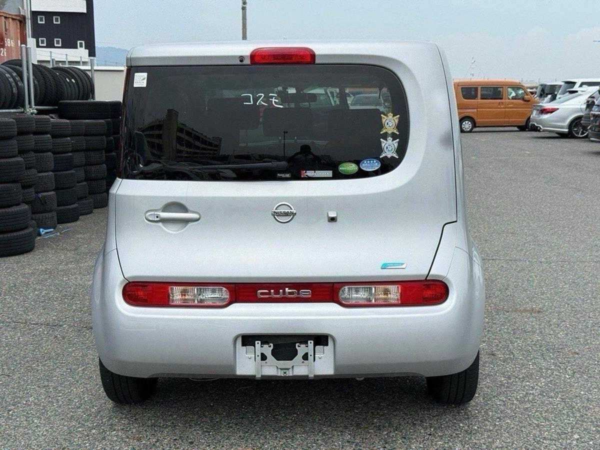 Nissan Cube view 5