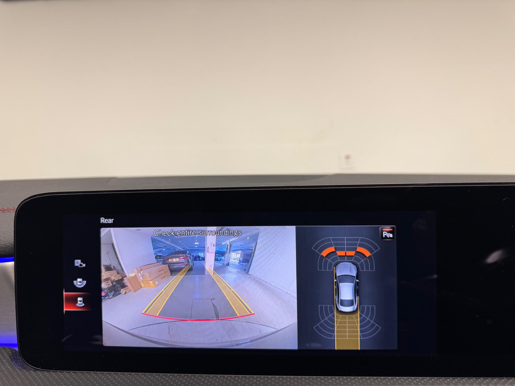 Mercedes-Benz Cla view 13