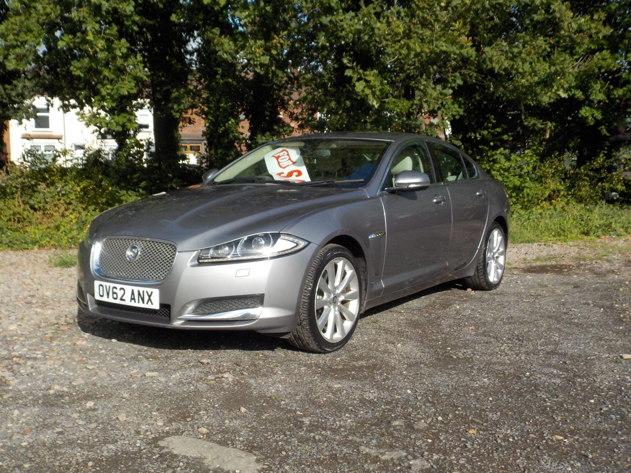 Jaguar XF 3.0d V6 Premium Luxury Auto Euro 5 4dr