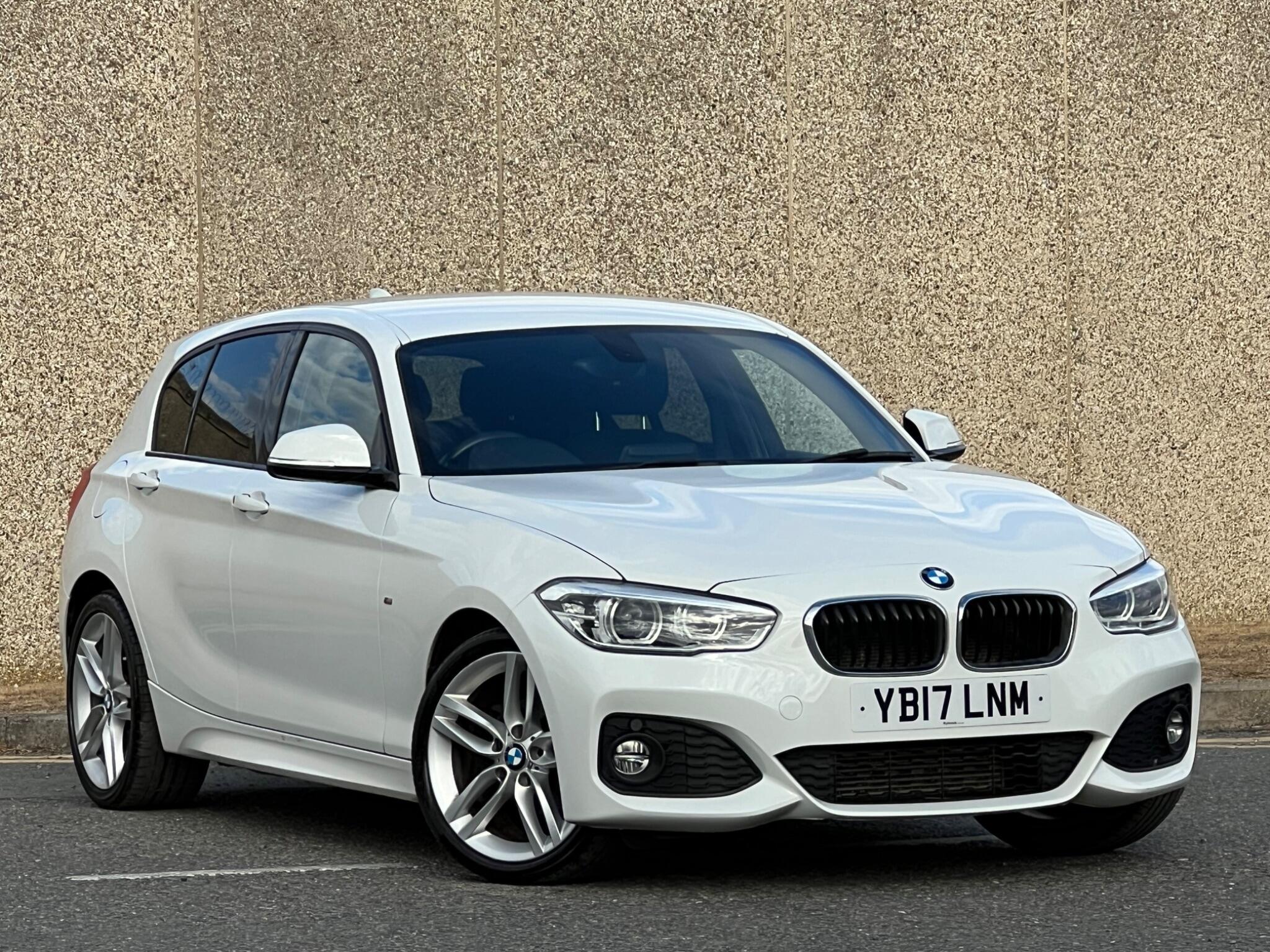 BMW 1 Series view 6